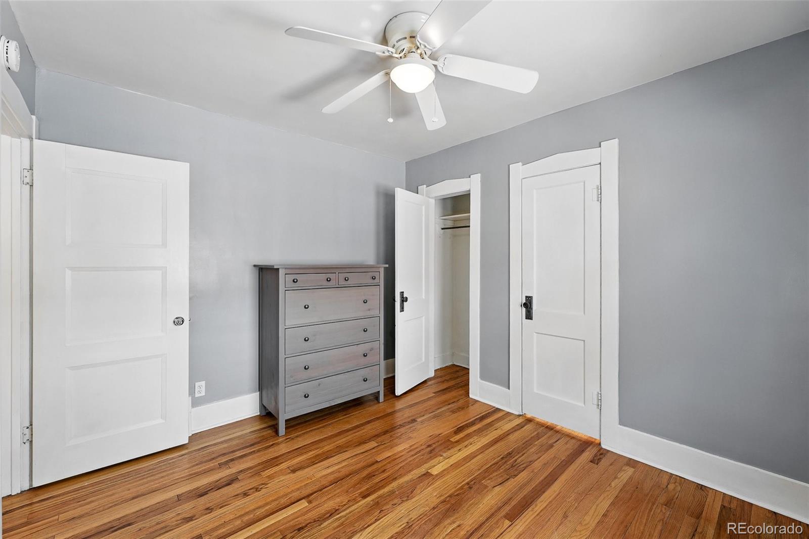 MLS Image #20 for 2549  holly street,denver, Colorado