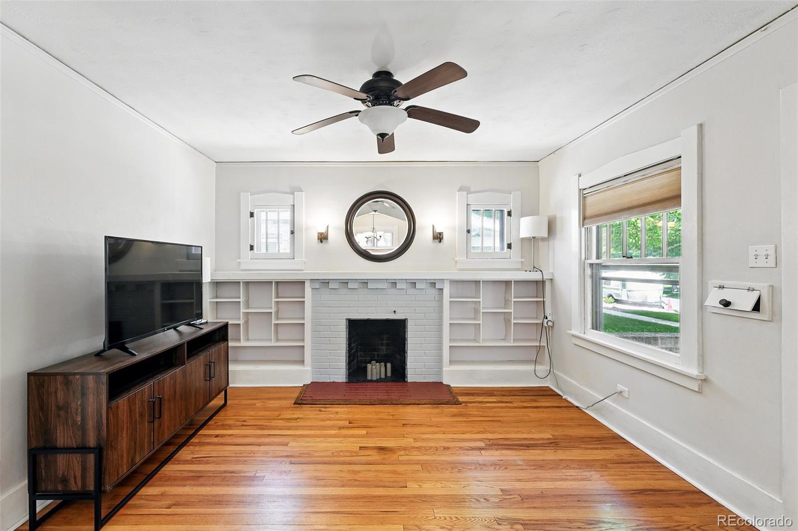 MLS Image #9 for 2549  holly street,denver, Colorado