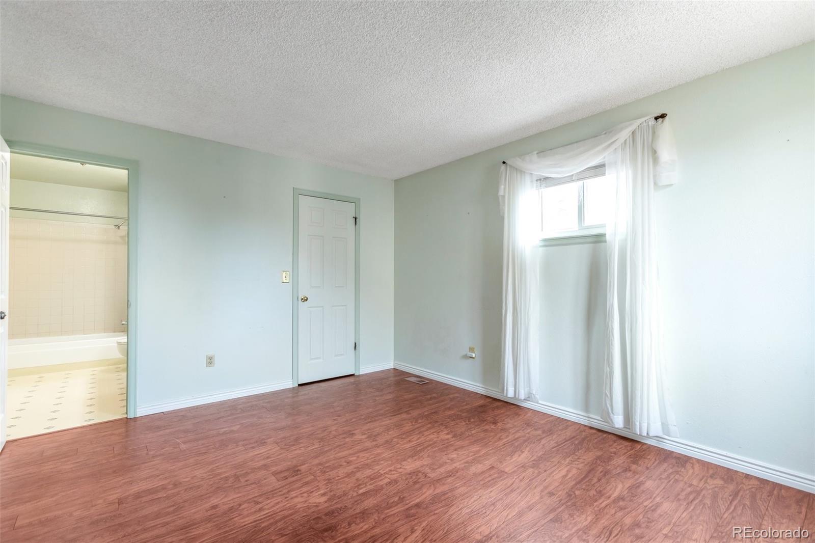 MLS Image #13 for 19421 e milan circle,aurora, Colorado