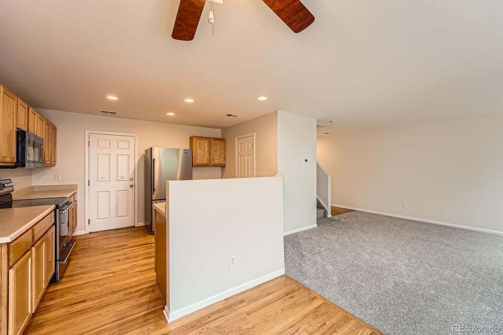 MLS Image #2 for 5522 s quemoy circle,aurora, Colorado