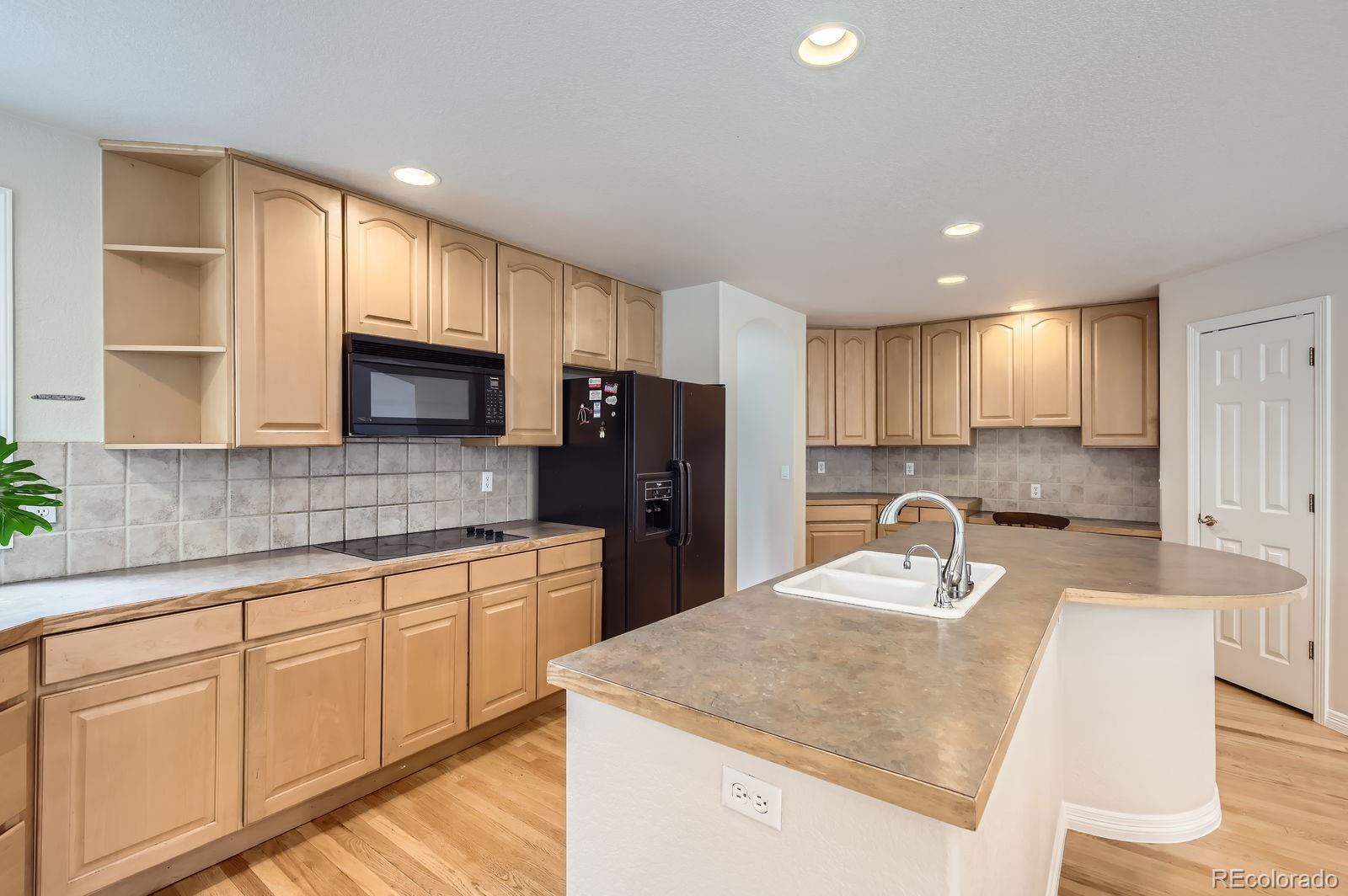 MLS Image #12 for 2215  parkview drive,longmont, Colorado