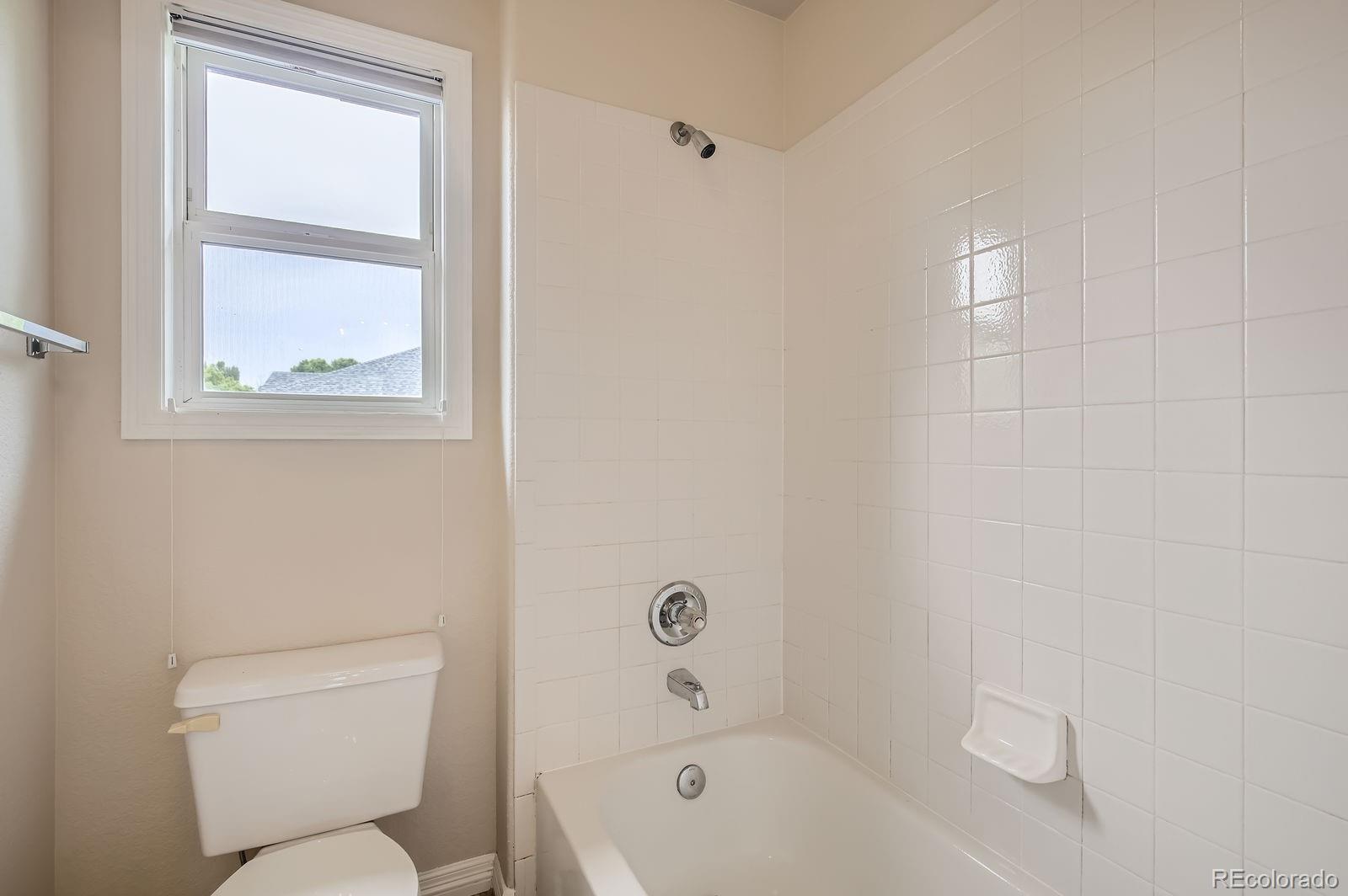 MLS Image #31 for 2215  parkview drive,longmont, Colorado