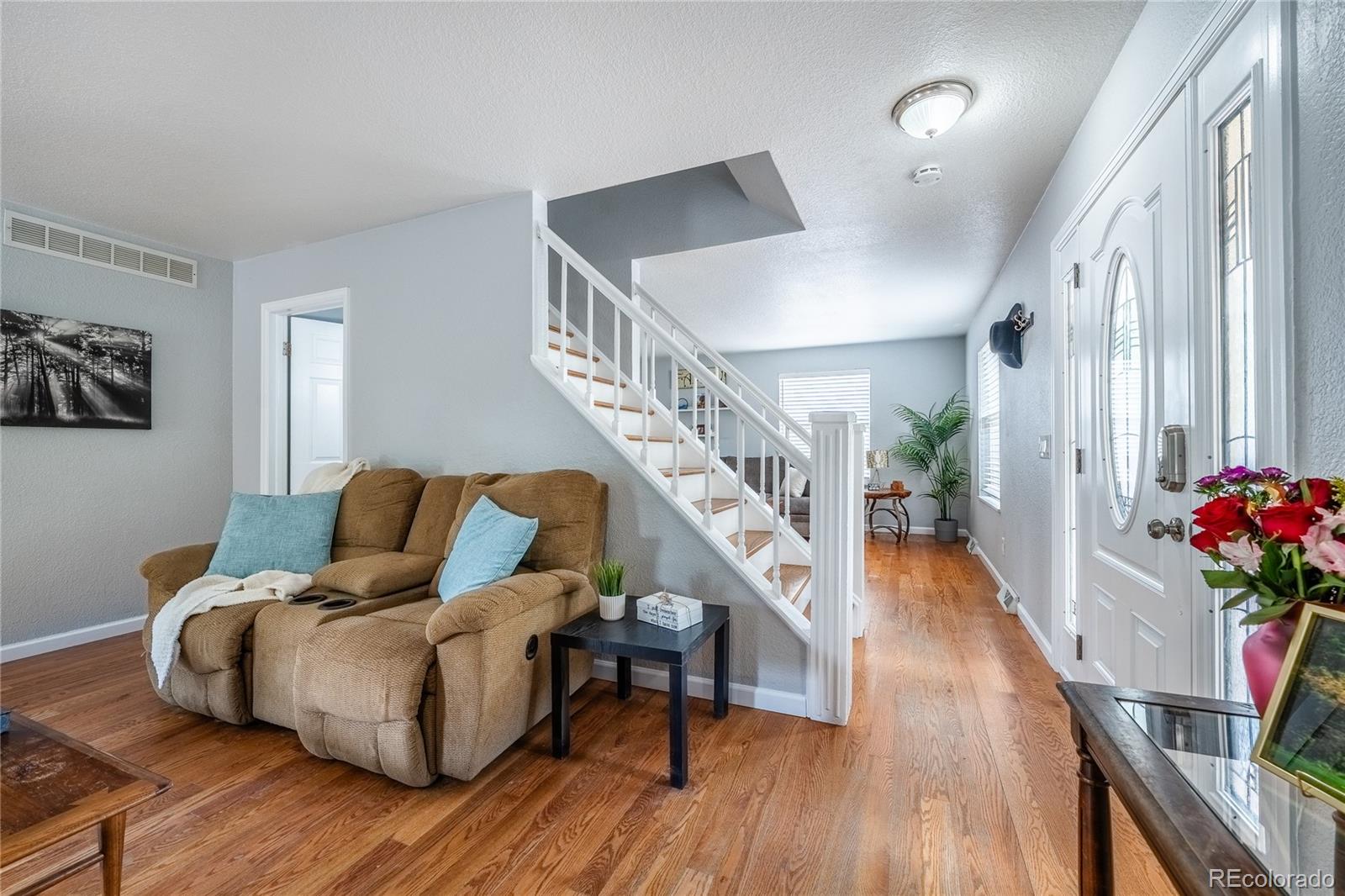 MLS Image #3 for 4571 s memphis street,aurora, Colorado