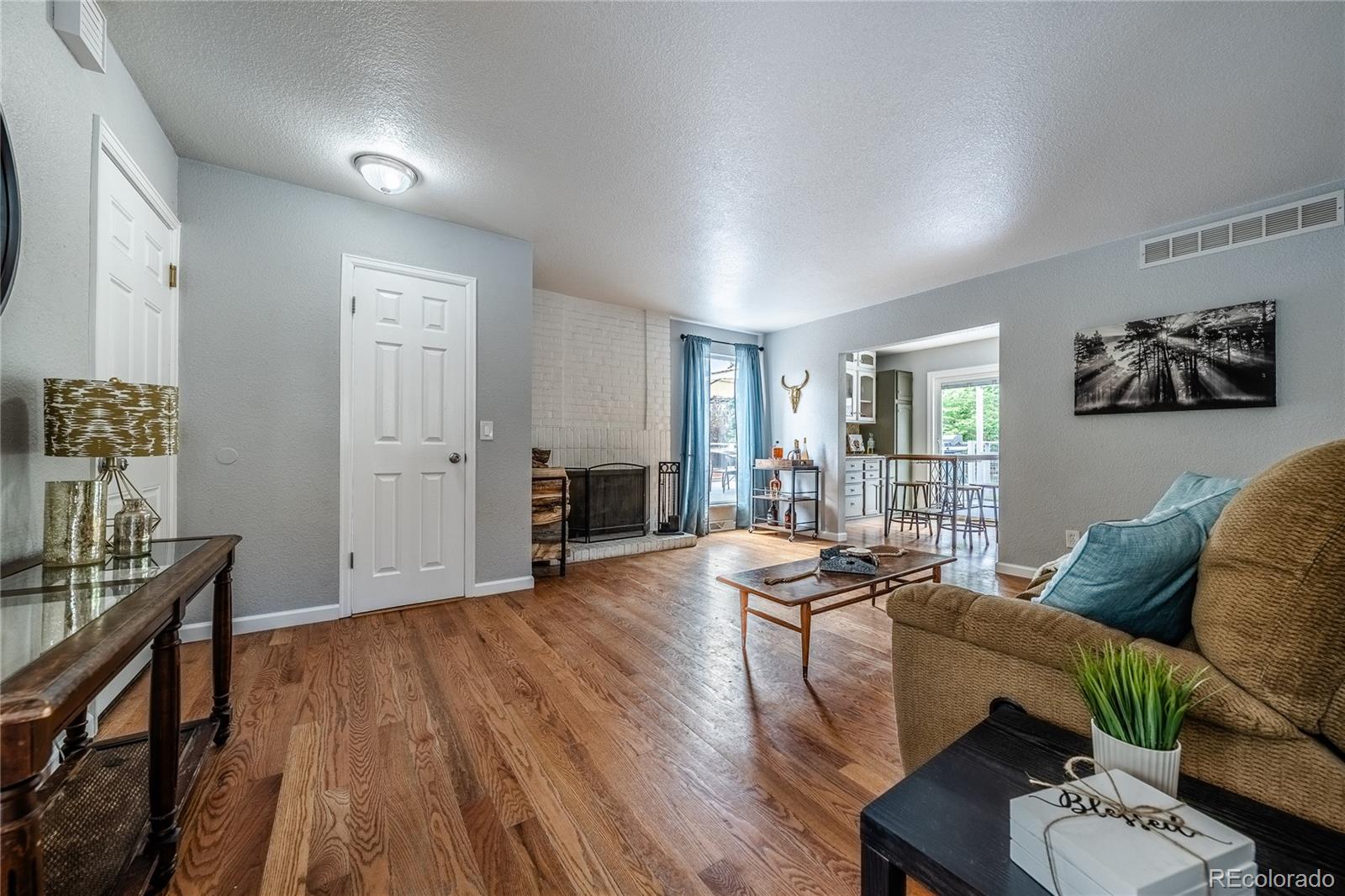 MLS Image #7 for 4571 s memphis street,aurora, Colorado