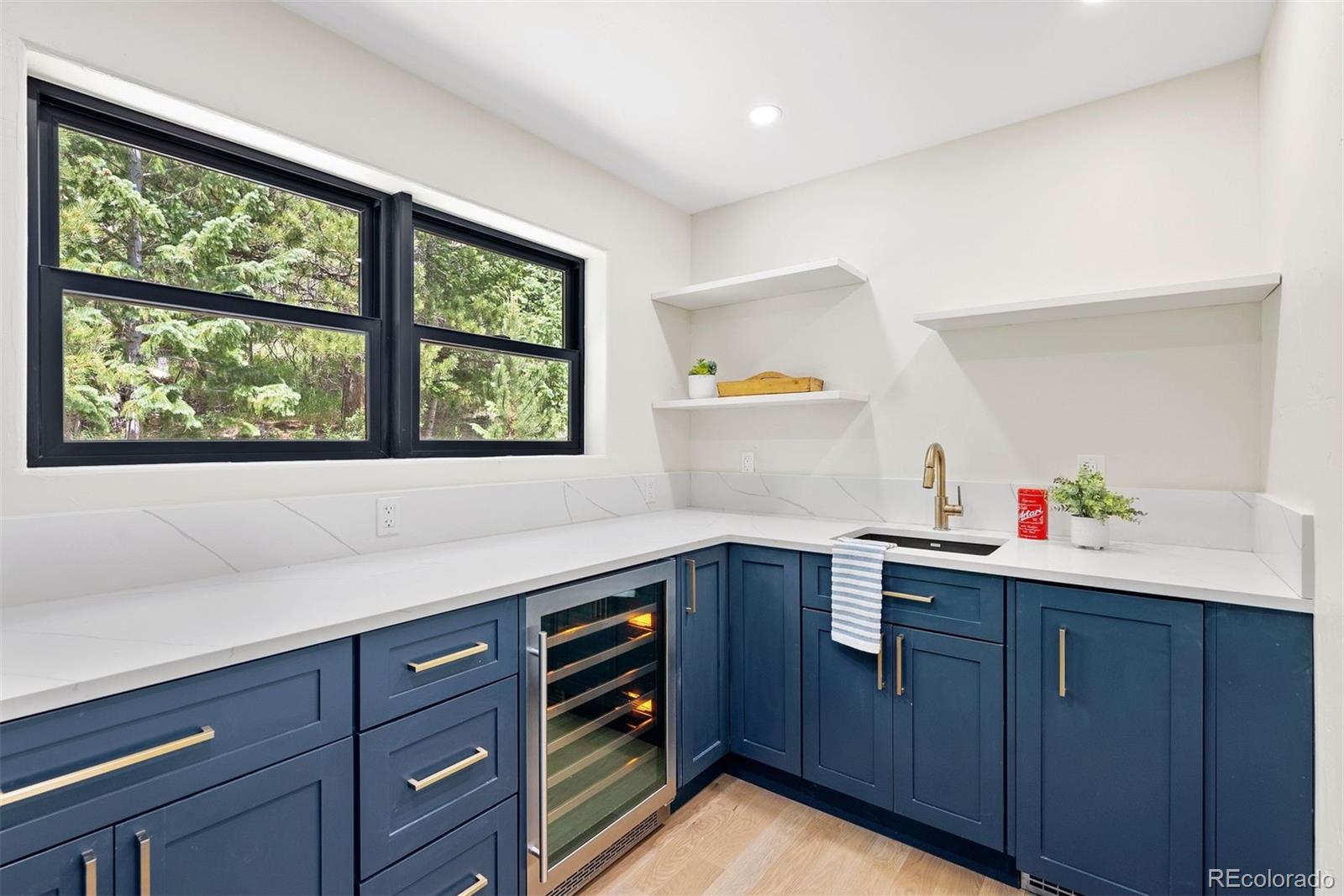 MLS Image #29 for 205  loop drive,georgetown, Colorado