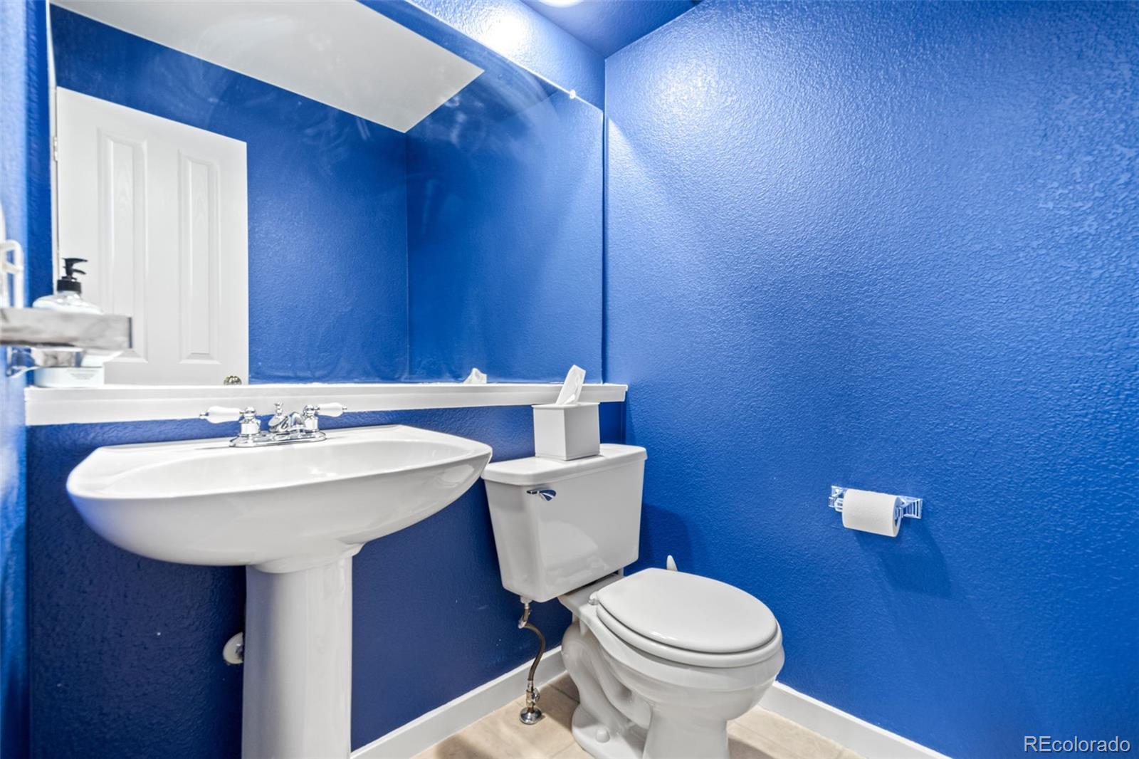 MLS Image #14 for 3748  oakwood drive,longmont, Colorado