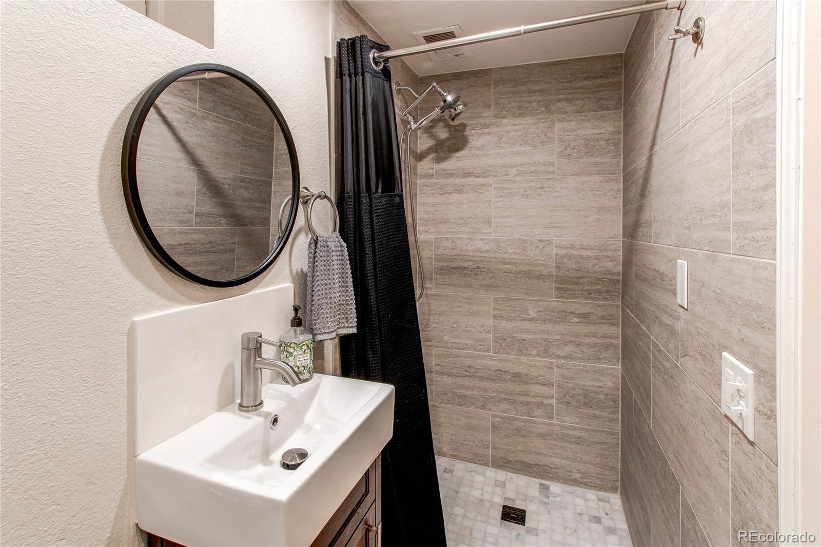 MLS Image #28 for 7682 s cove circle,centennial, Colorado
