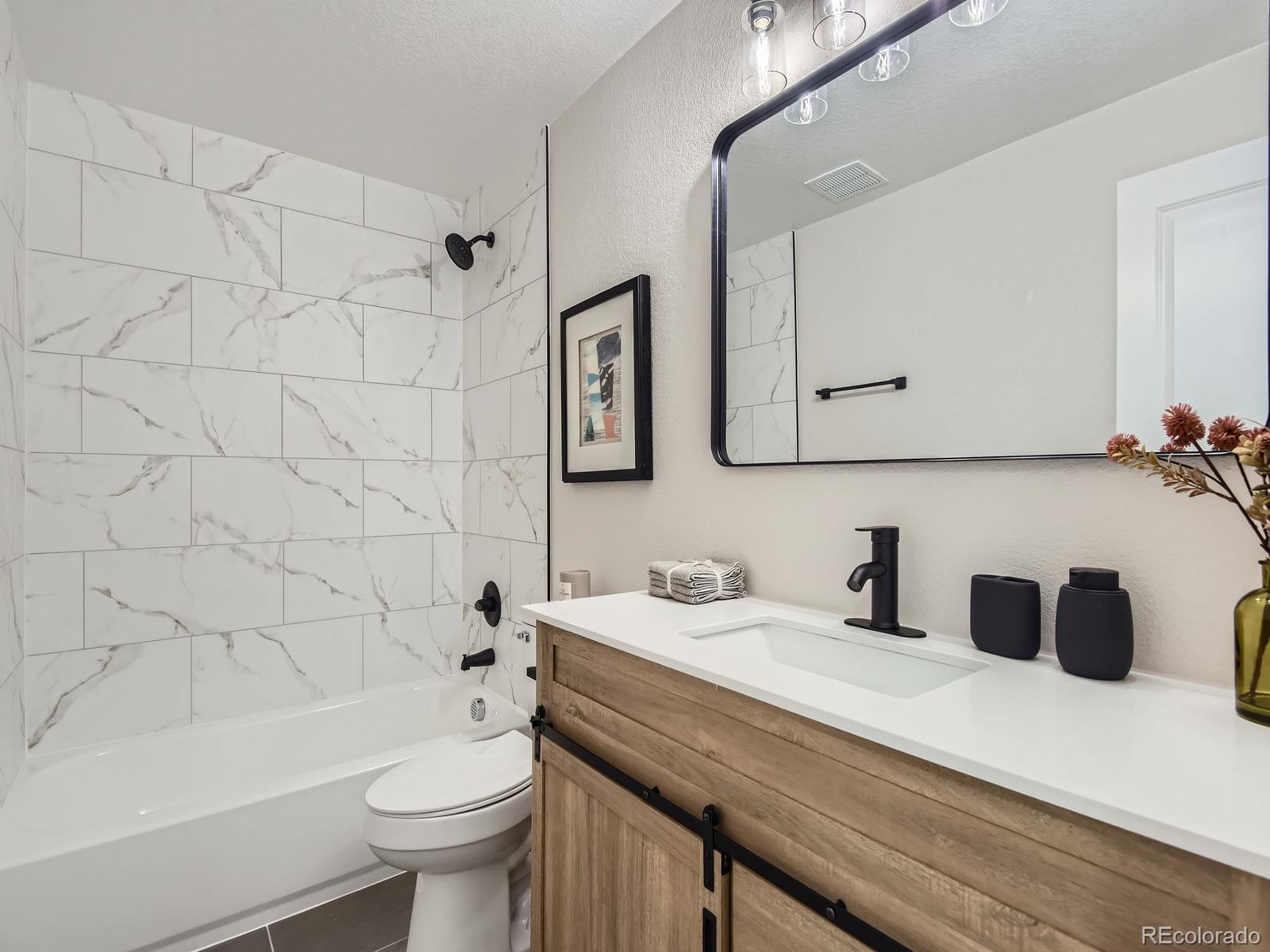 MLS Image #18 for 3793 s sebring court,denver, Colorado