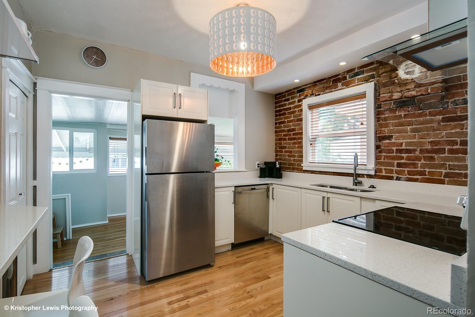 MLS Image #10 for 284 s lafayette street,denver, Colorado