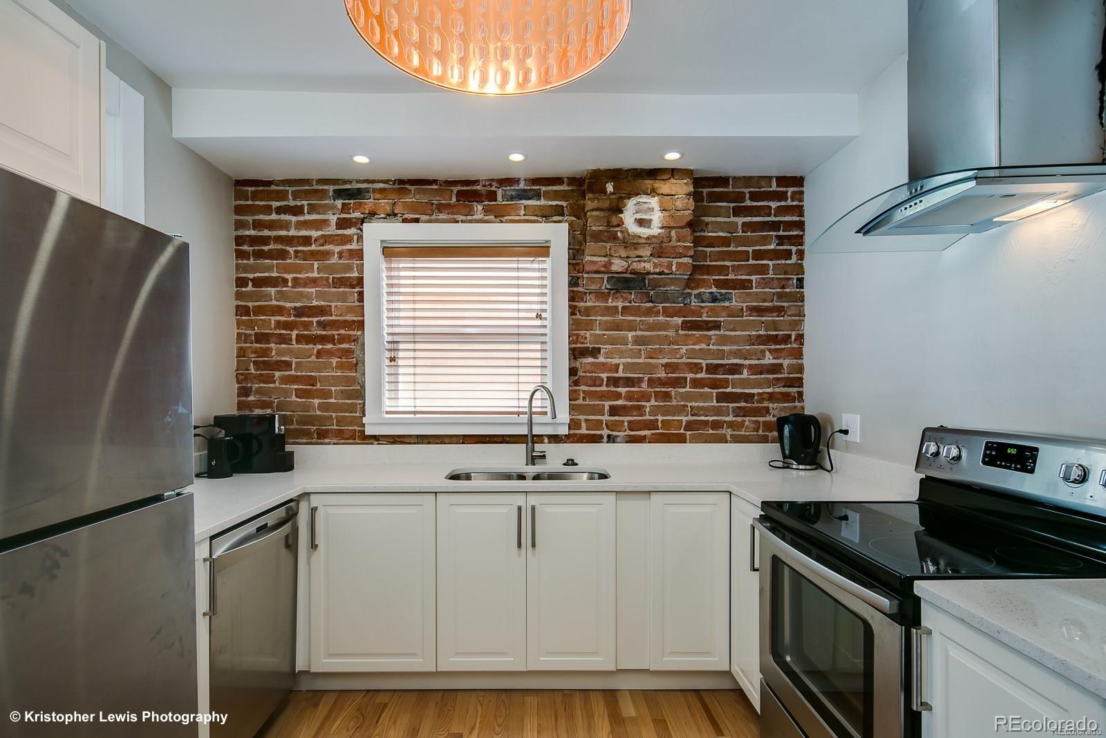 MLS Image #12 for 284 s lafayette street,denver, Colorado