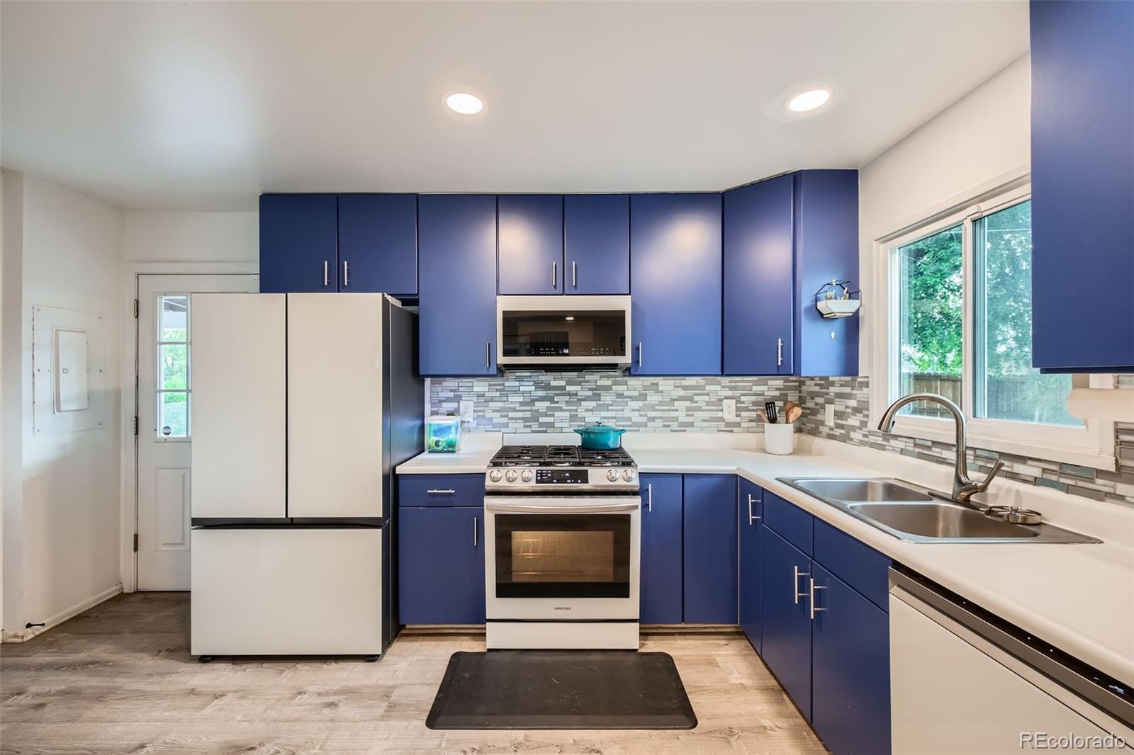 MLS Image #12 for 1226  pando avenue,colorado springs, Colorado