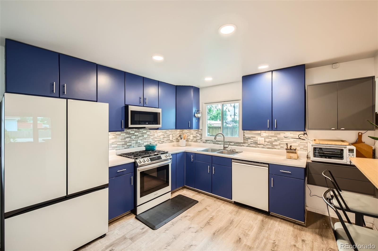 MLS Image #7 for 1226  pando avenue,colorado springs, Colorado