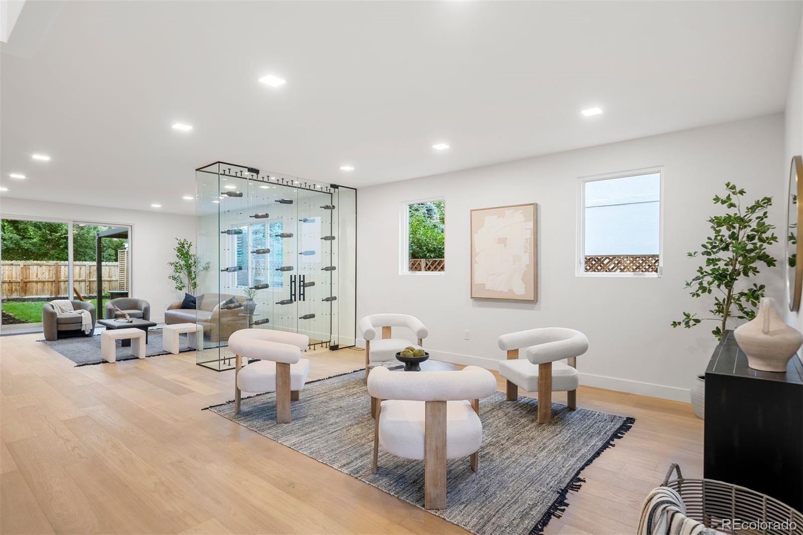 MLS Image #11 for 1518 s columbine street,denver, Colorado