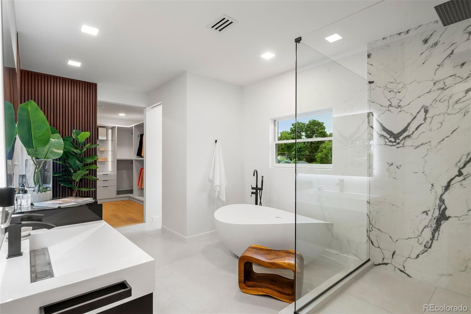 MLS Image #27 for 1518 s columbine street,denver, Colorado