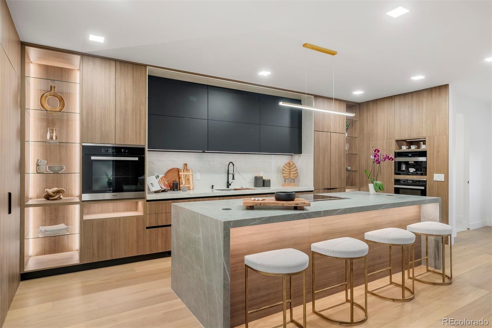 MLS Image #3 for 1518 s columbine street,denver, Colorado