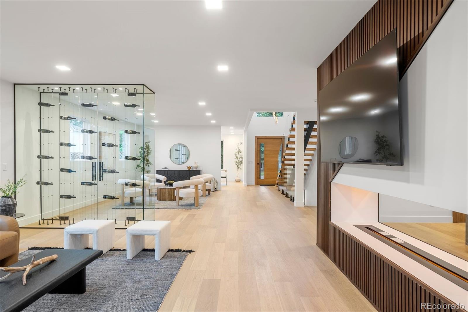 MLS Image #4 for 1518 s columbine street,denver, Colorado