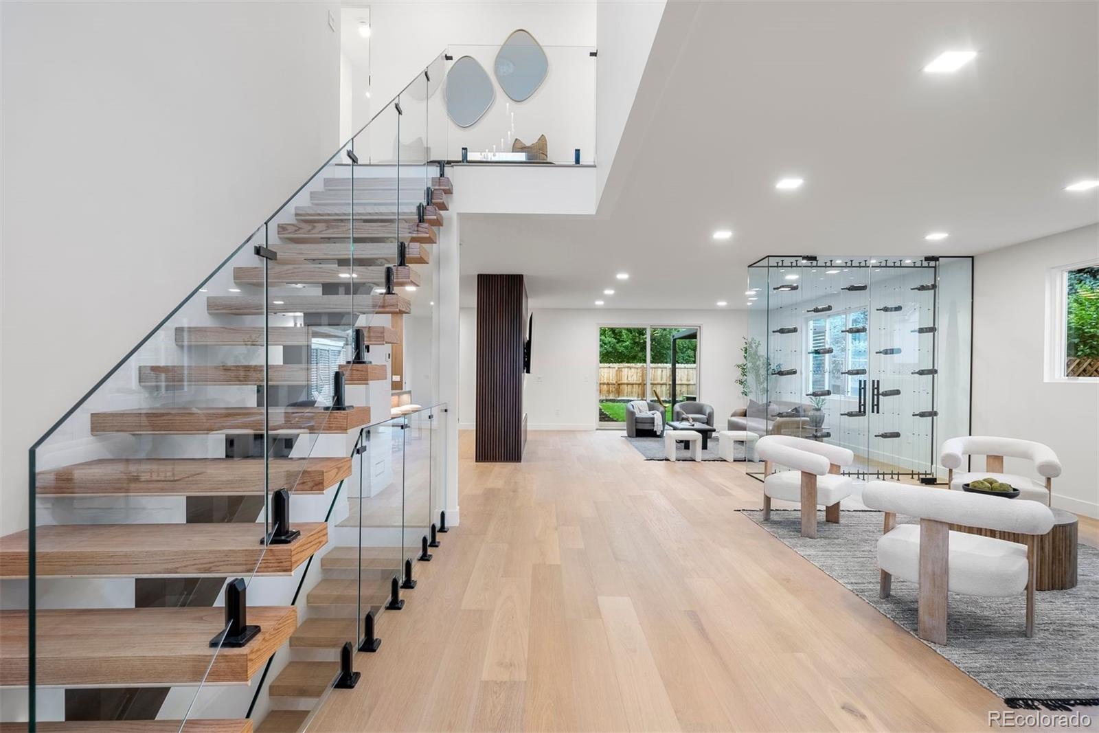 MLS Image #5 for 1518 s columbine street,denver, Colorado