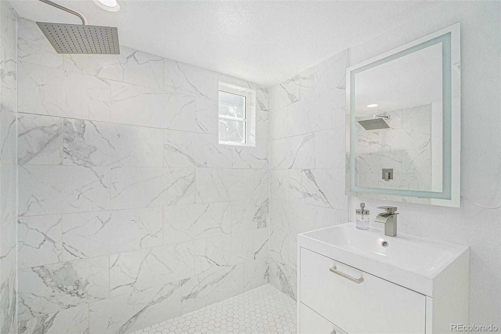 MLS Image #15 for 1580 s krameria street,denver, Colorado
