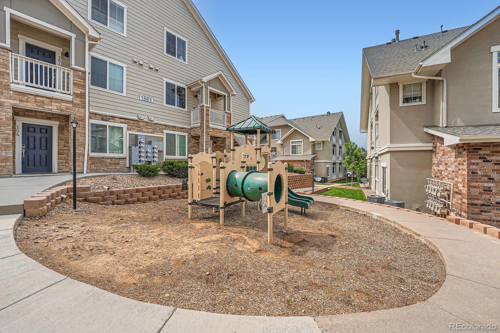 MLS Image #28 for 1831 s dunkirk street,aurora, Colorado
