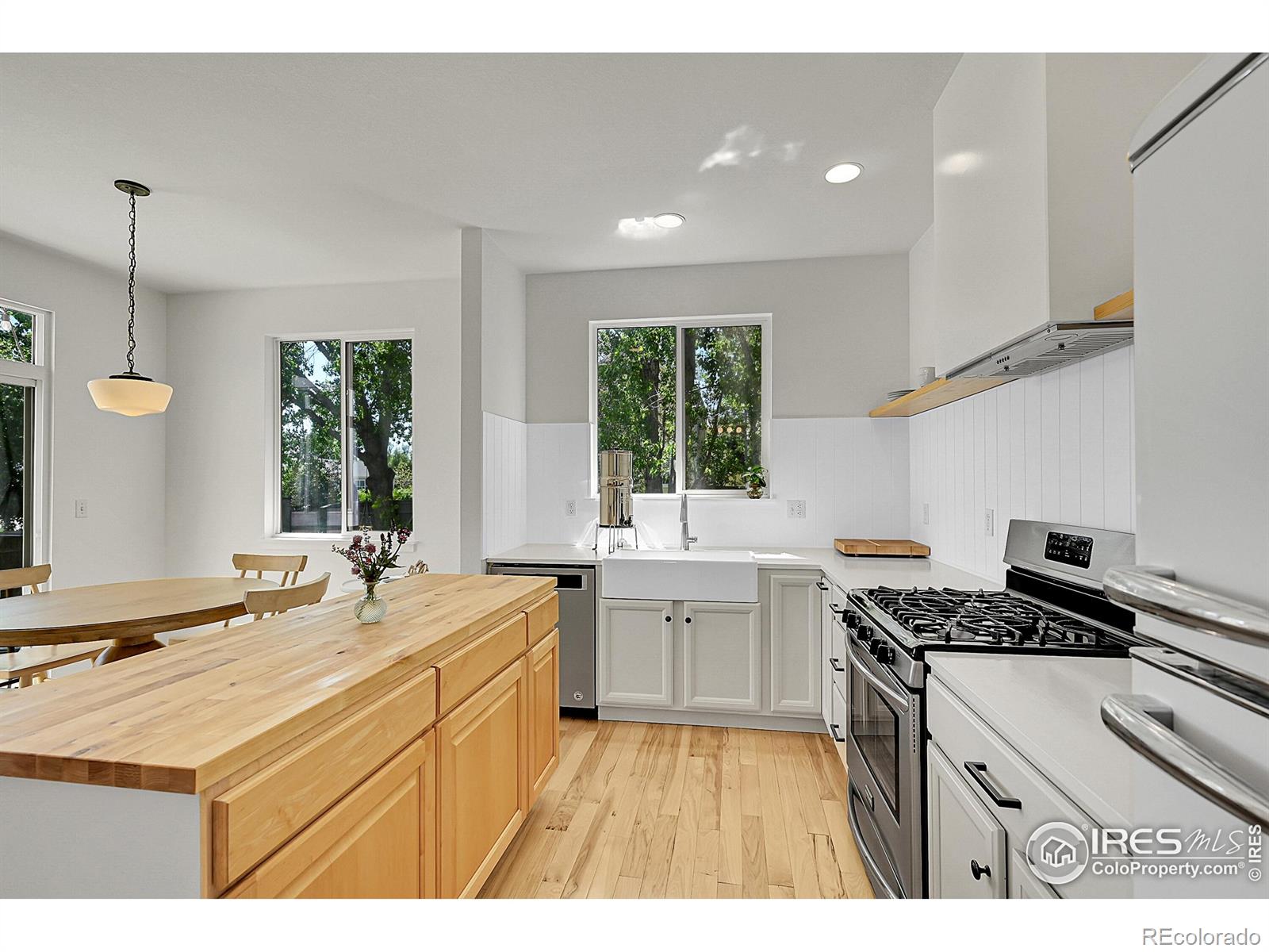 MLS Image #2 for 740  boxwood lane,longmont, Colorado