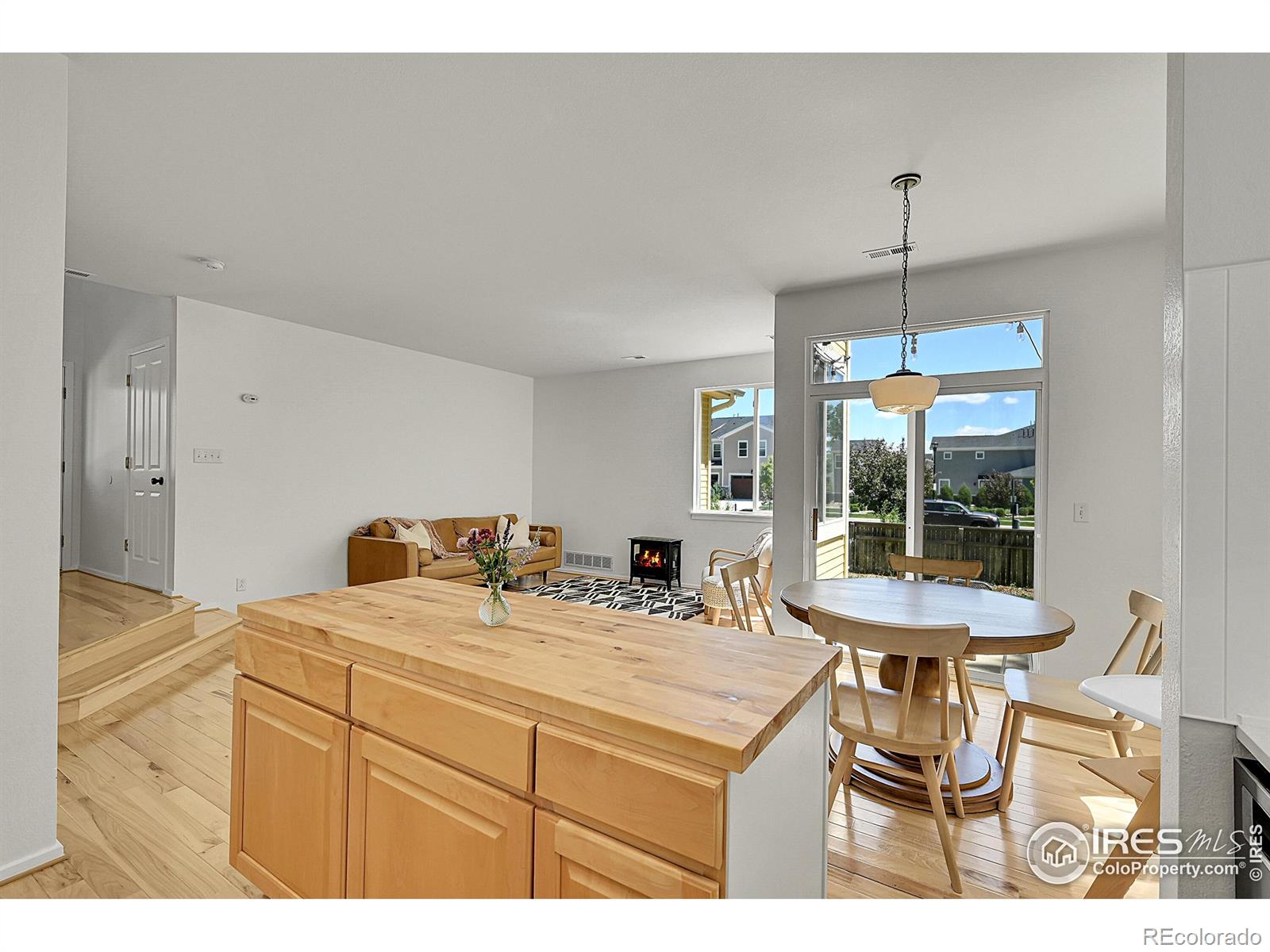 MLS Image #3 for 740  boxwood lane,longmont, Colorado