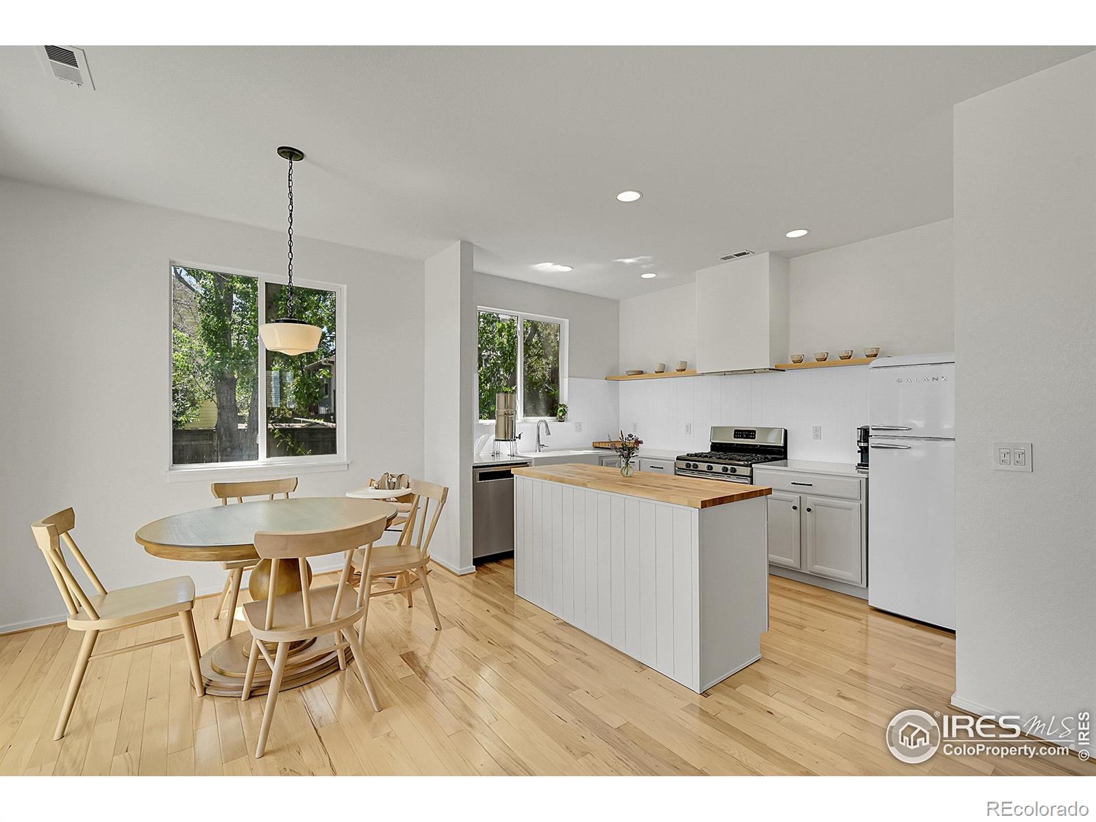 MLS Image #4 for 740  boxwood lane,longmont, Colorado