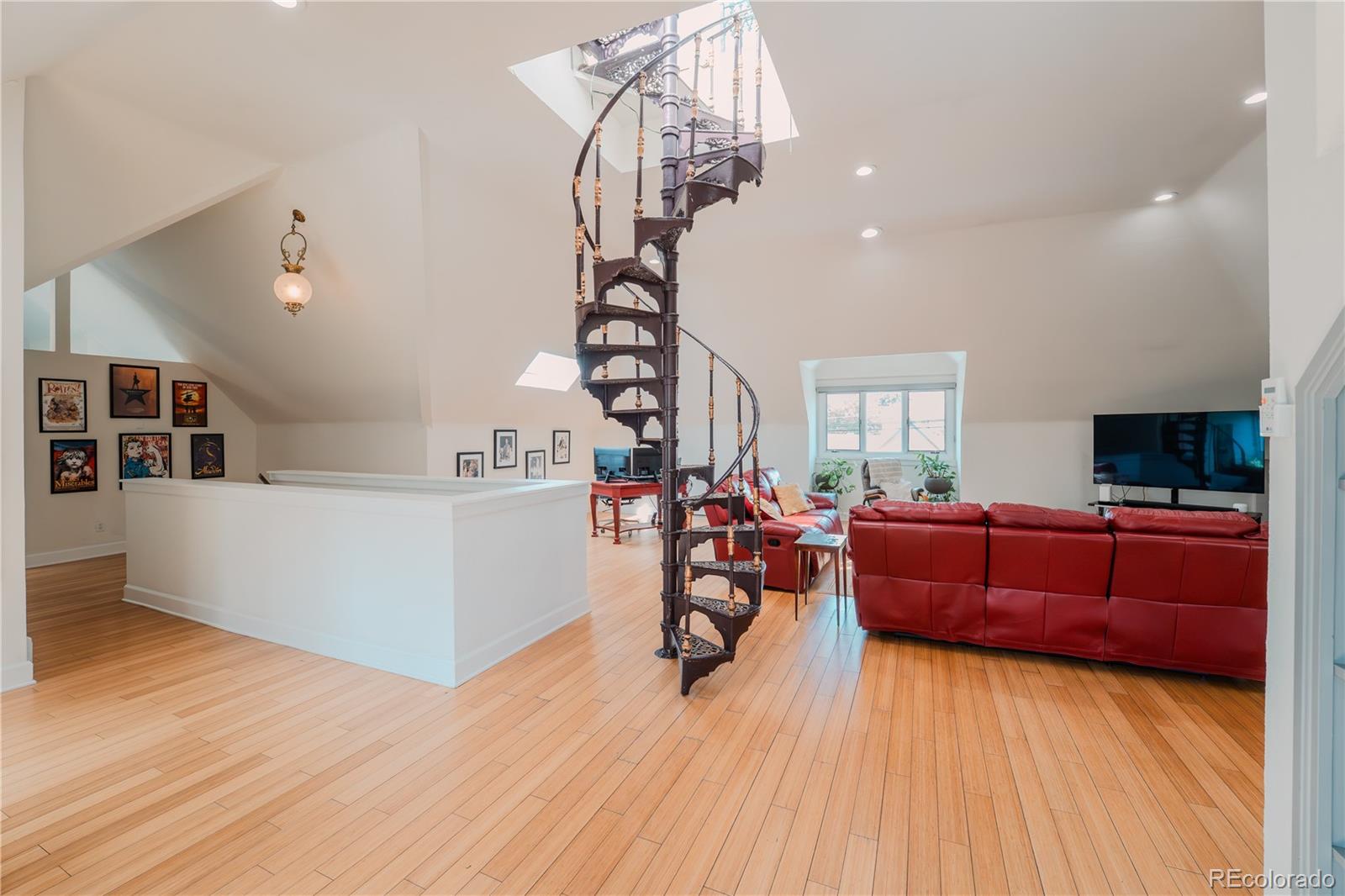 MLS Image #13 for 1165 n pennsylvania street,denver, Colorado