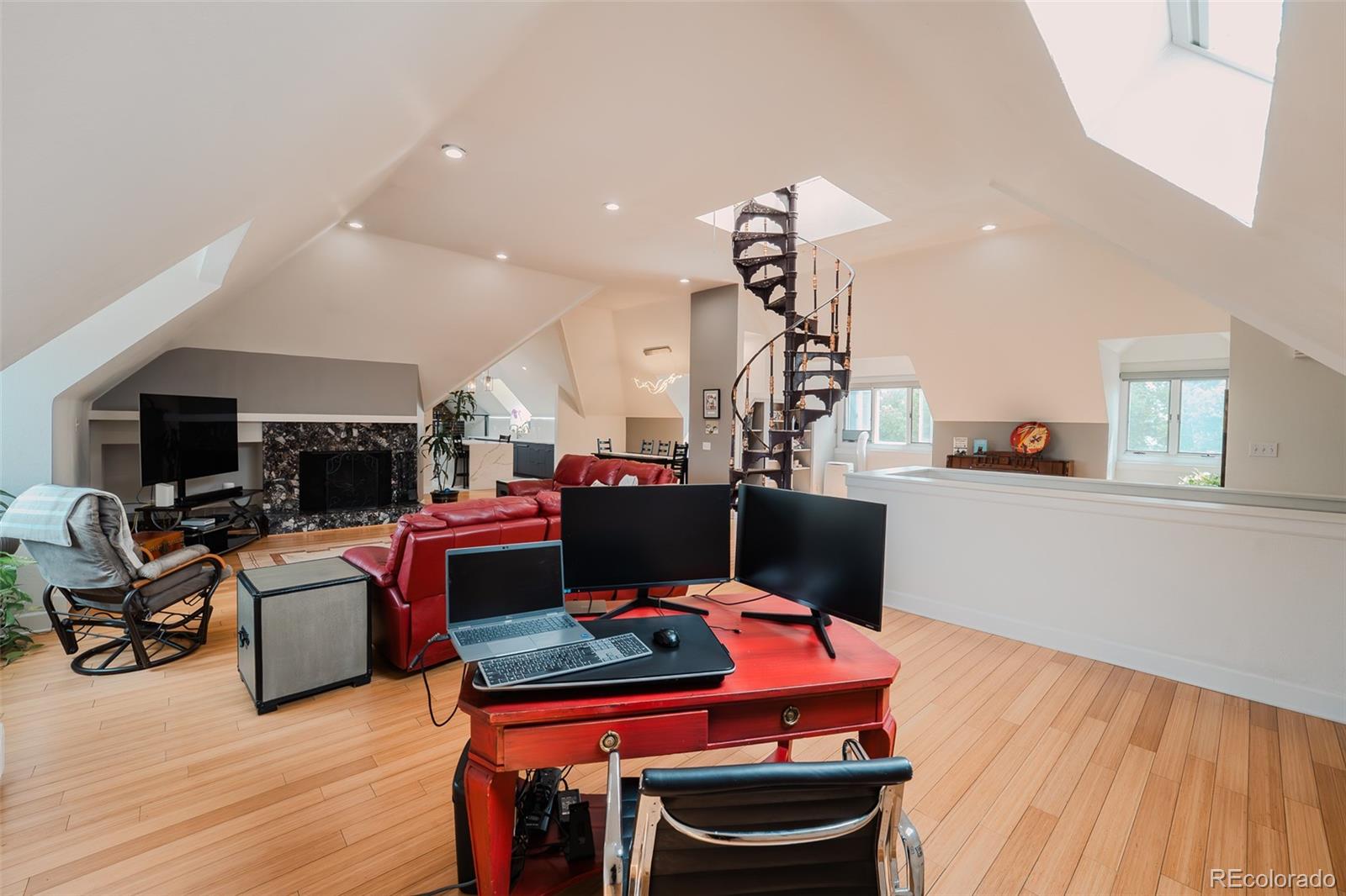 MLS Image #14 for 1165 n pennsylvania street,denver, Colorado
