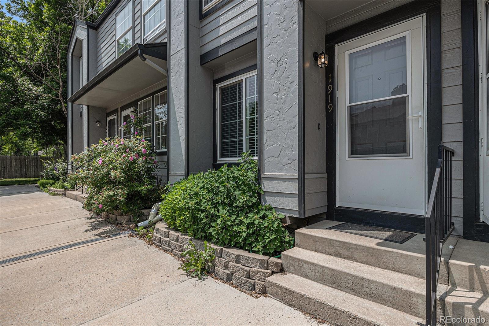 MLS Image #2 for 1919  newland court,lakewood, Colorado