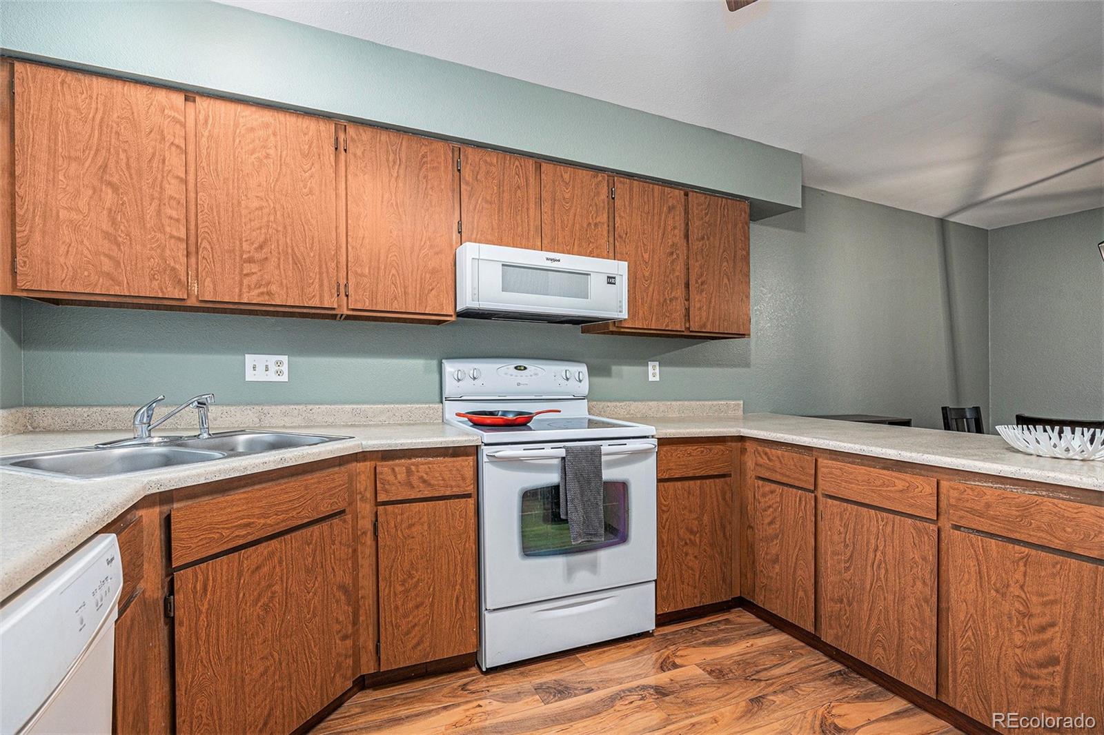 MLS Image #9 for 1919  newland court,lakewood, Colorado