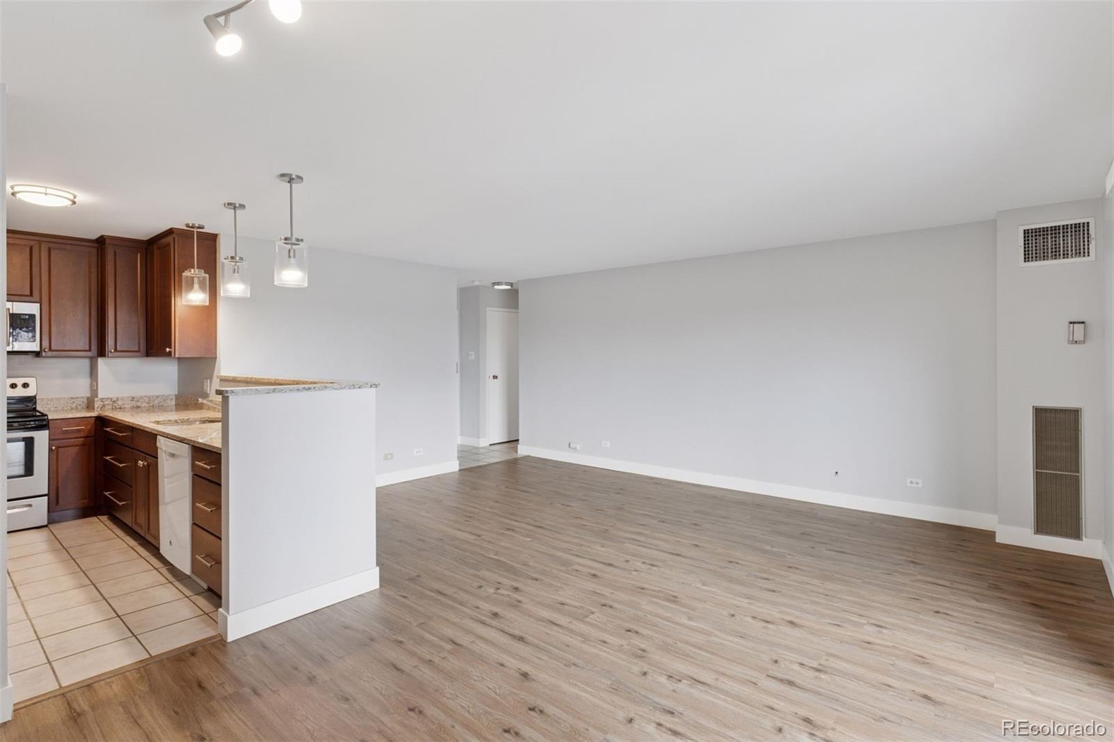 MLS Image #14 for 480 s marion parkway,denver, Colorado