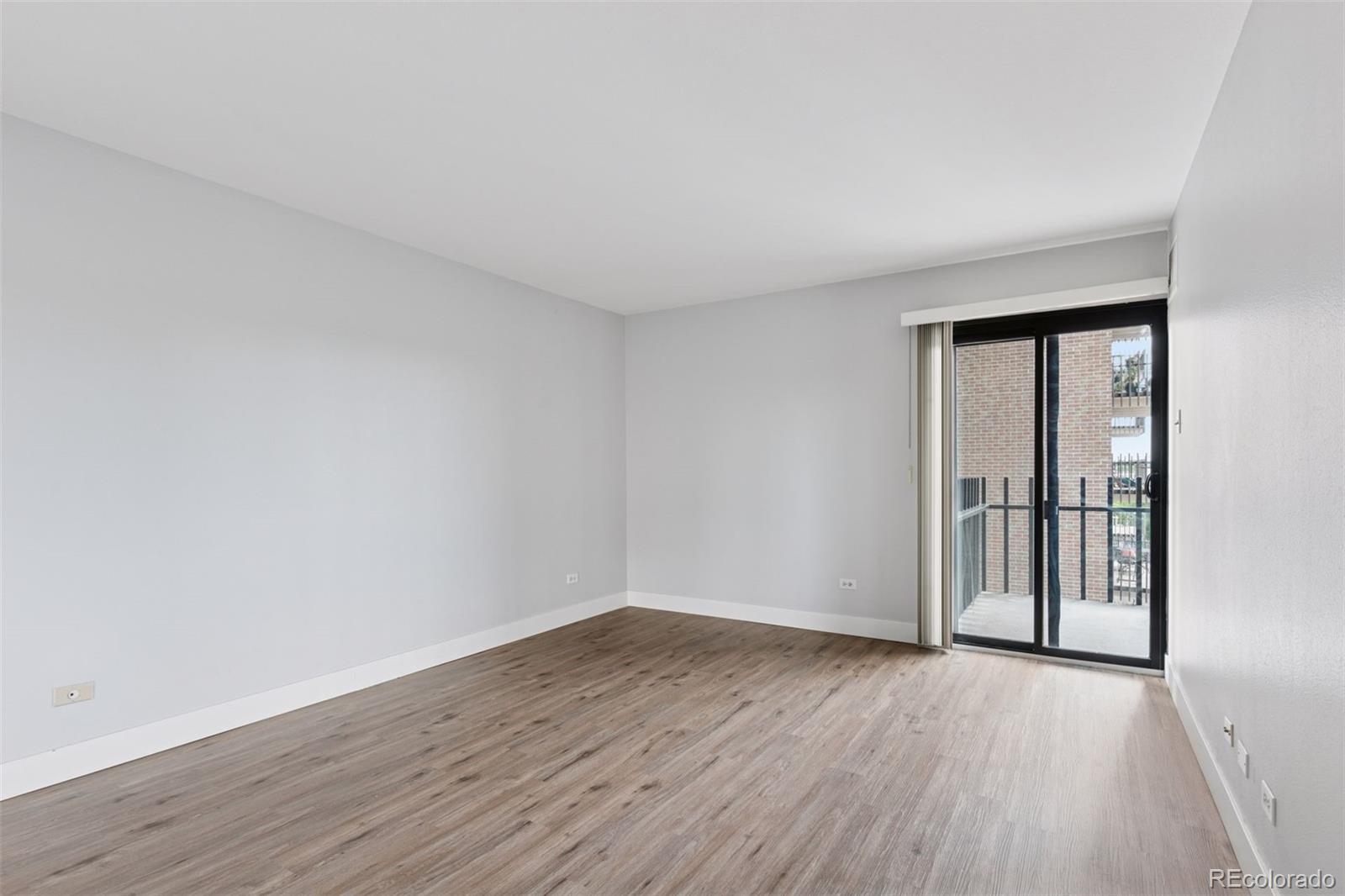 MLS Image #18 for 480 s marion parkway,denver, Colorado