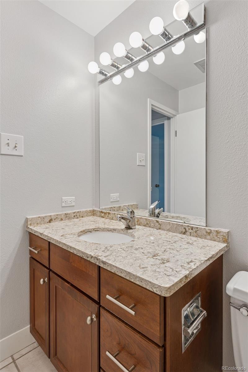 MLS Image #22 for 480 s marion parkway,denver, Colorado