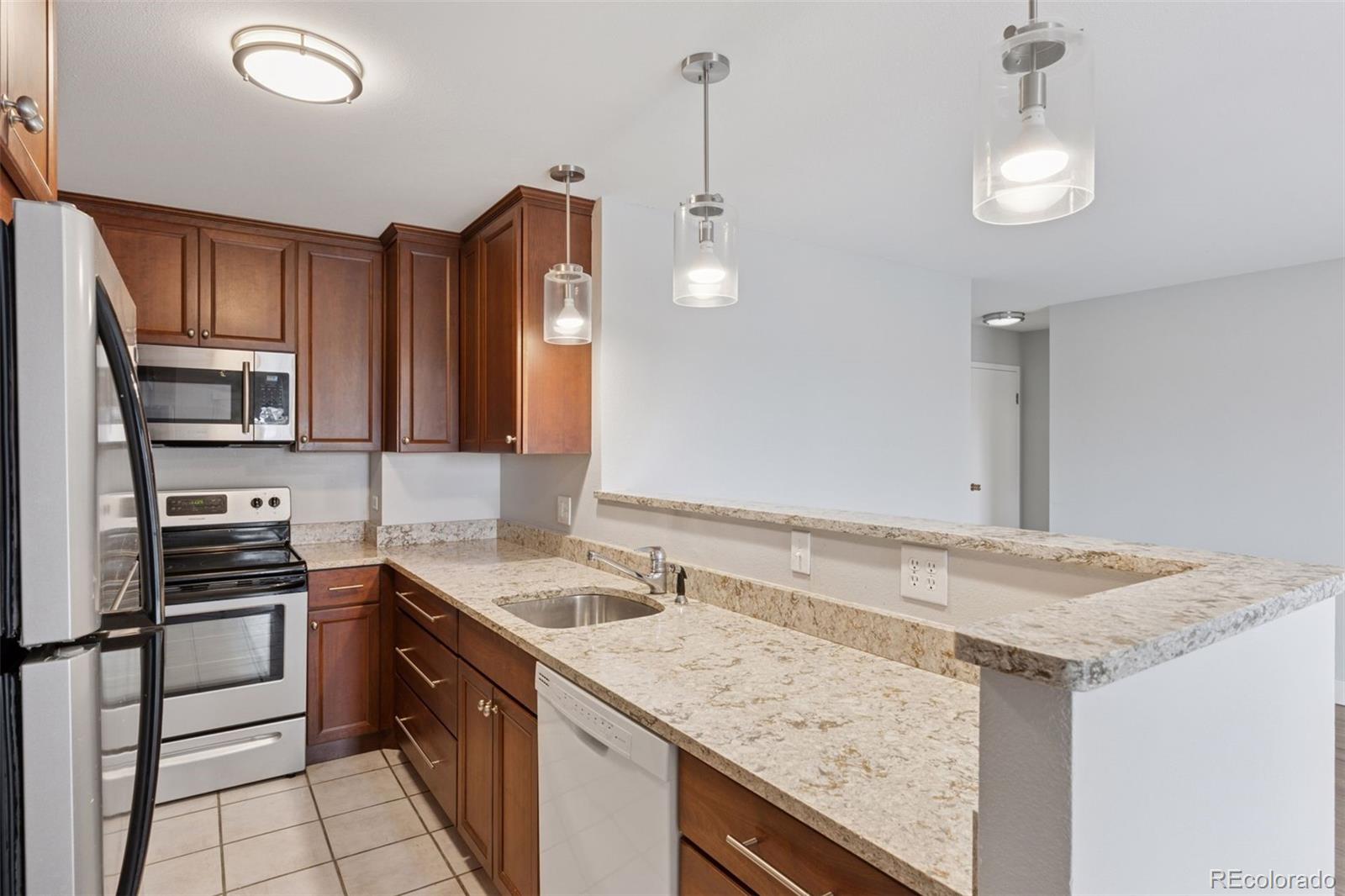 MLS Image #7 for 480 s marion parkway,denver, Colorado