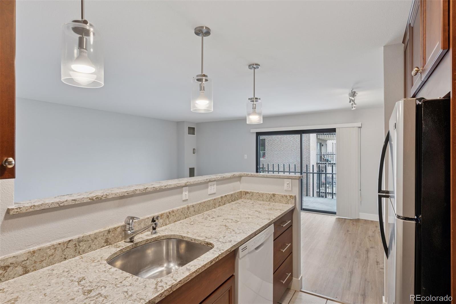 MLS Image #8 for 480 s marion parkway,denver, Colorado