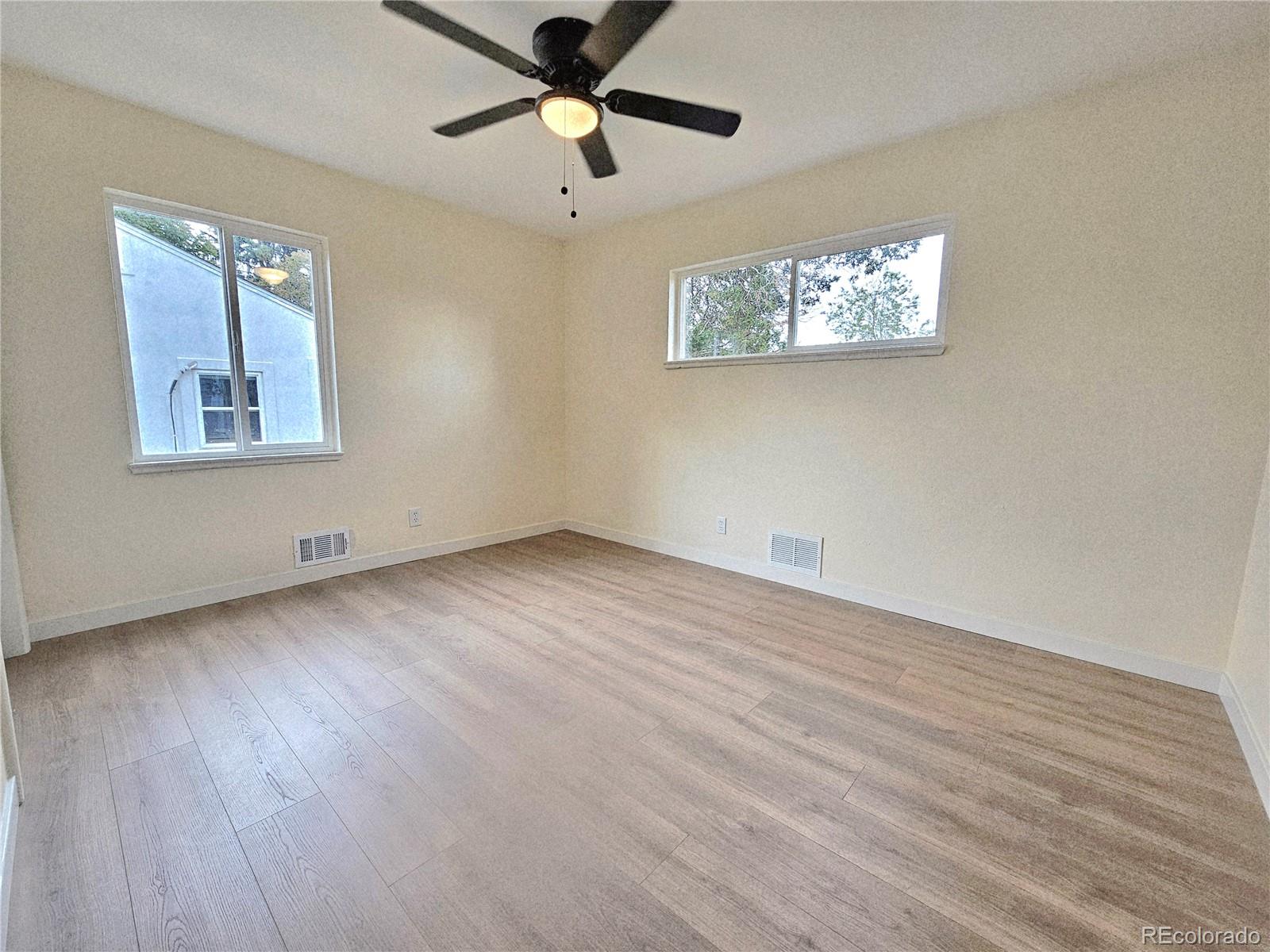 MLS Image #13 for 1405 s utica street,denver, Colorado