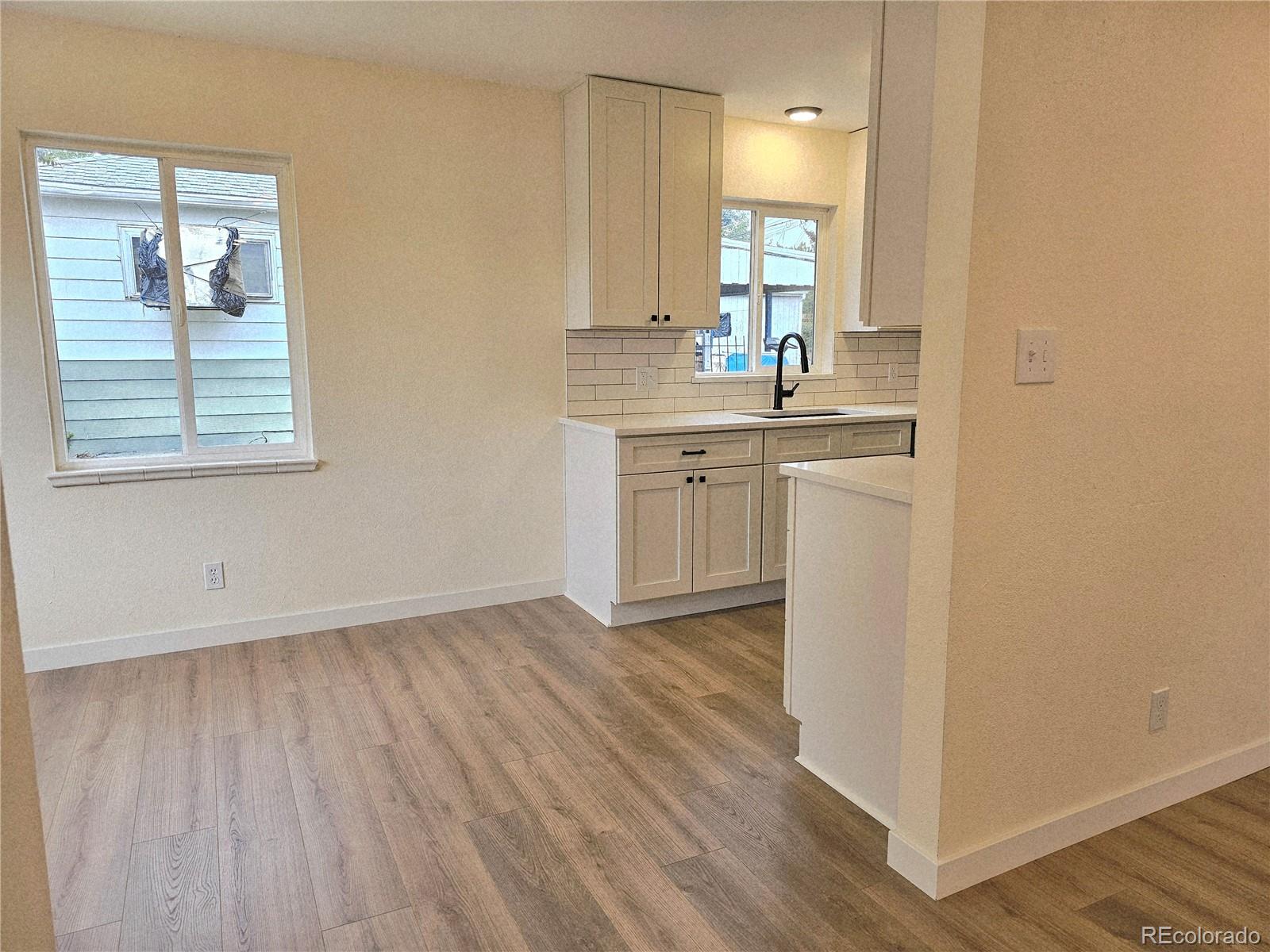 MLS Image #4 for 1405 s utica street,denver, Colorado