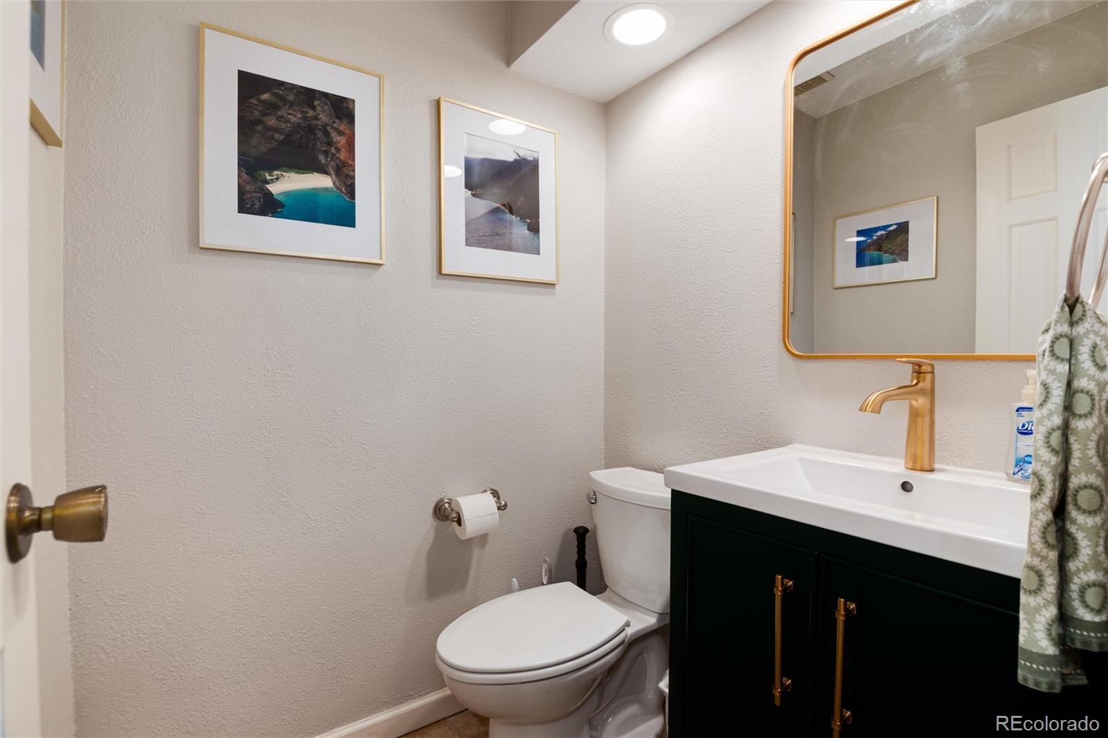 MLS Image #15 for 9837 e aberdeen avenue,englewood, Colorado