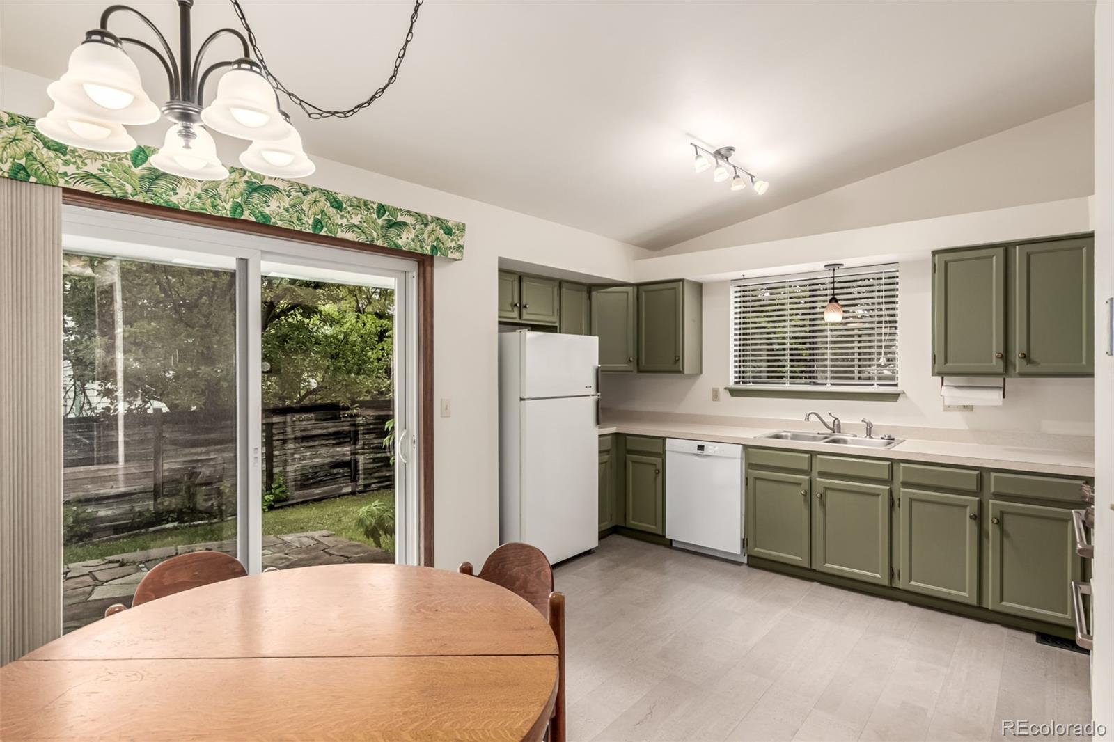 MLS Image #10 for 182  lois circle,louisville, Colorado