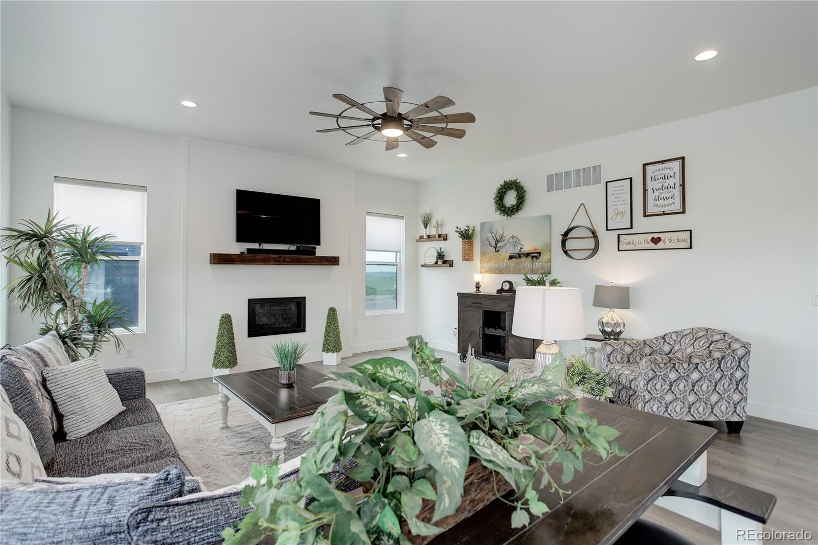 MLS Image #12 for 39405  stockton circle,elizabeth, Colorado