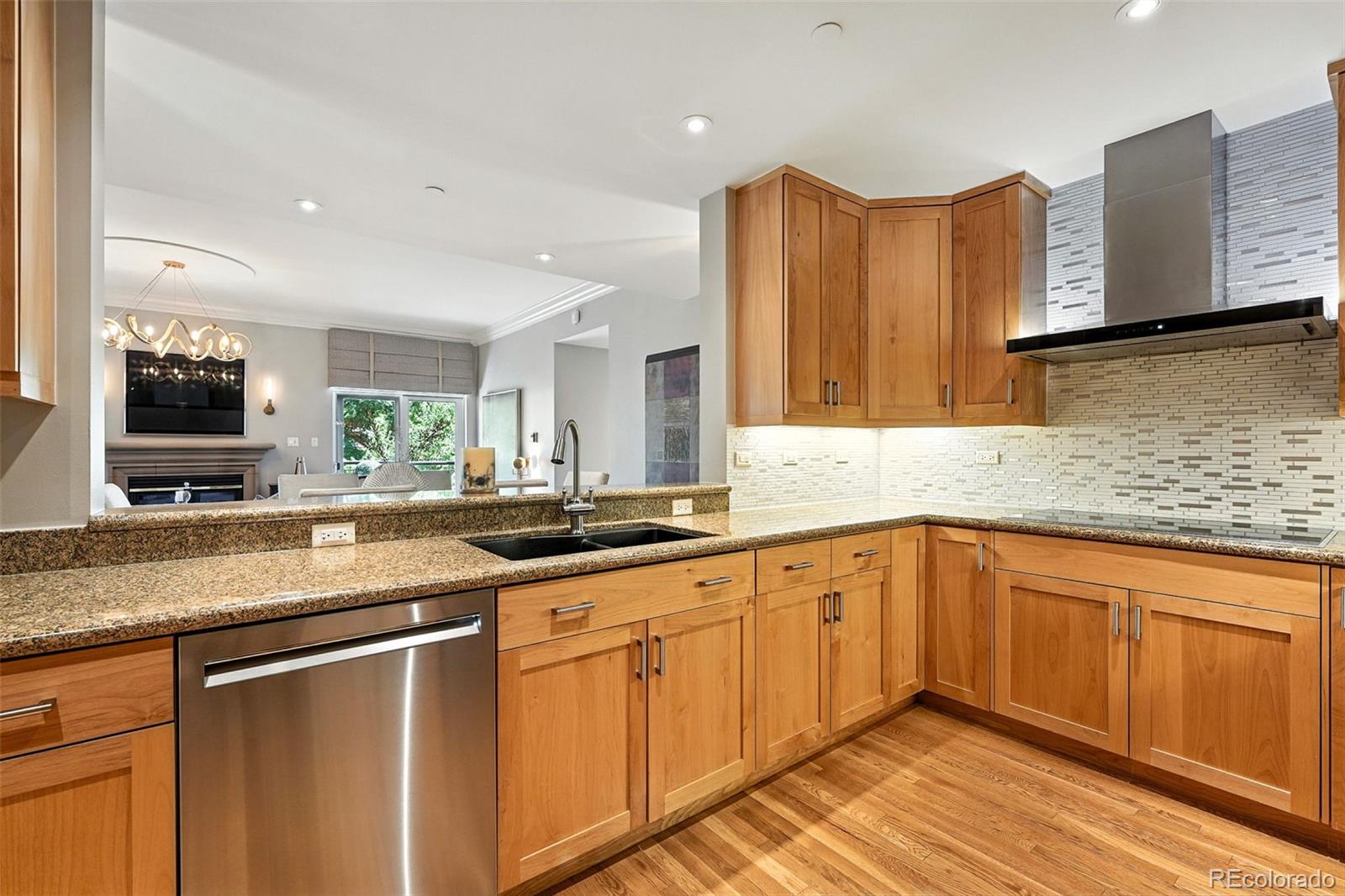 MLS Image #12 for 2400 e cherry creek south drive,denver, Colorado