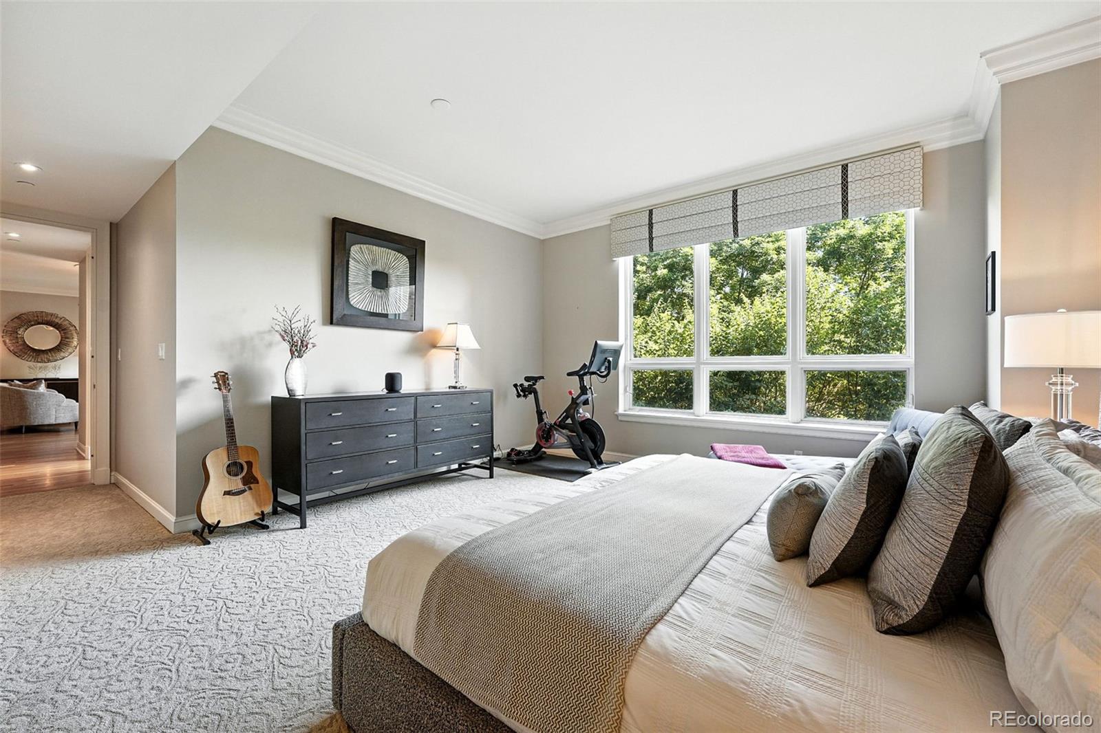 MLS Image #18 for 2400 e cherry creek south drive,denver, Colorado