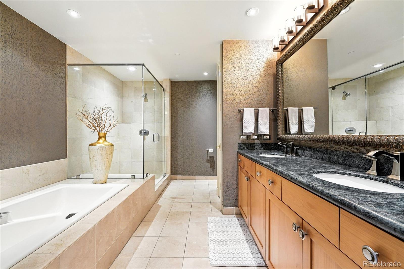 MLS Image #20 for 2400 e cherry creek south drive,denver, Colorado