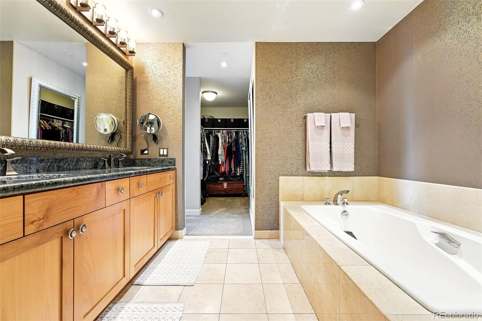MLS Image #21 for 2400 e cherry creek south drive,denver, Colorado