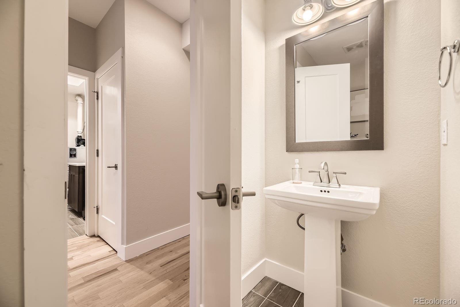 MLS Image #14 for 2442 s bannock street,denver, Colorado