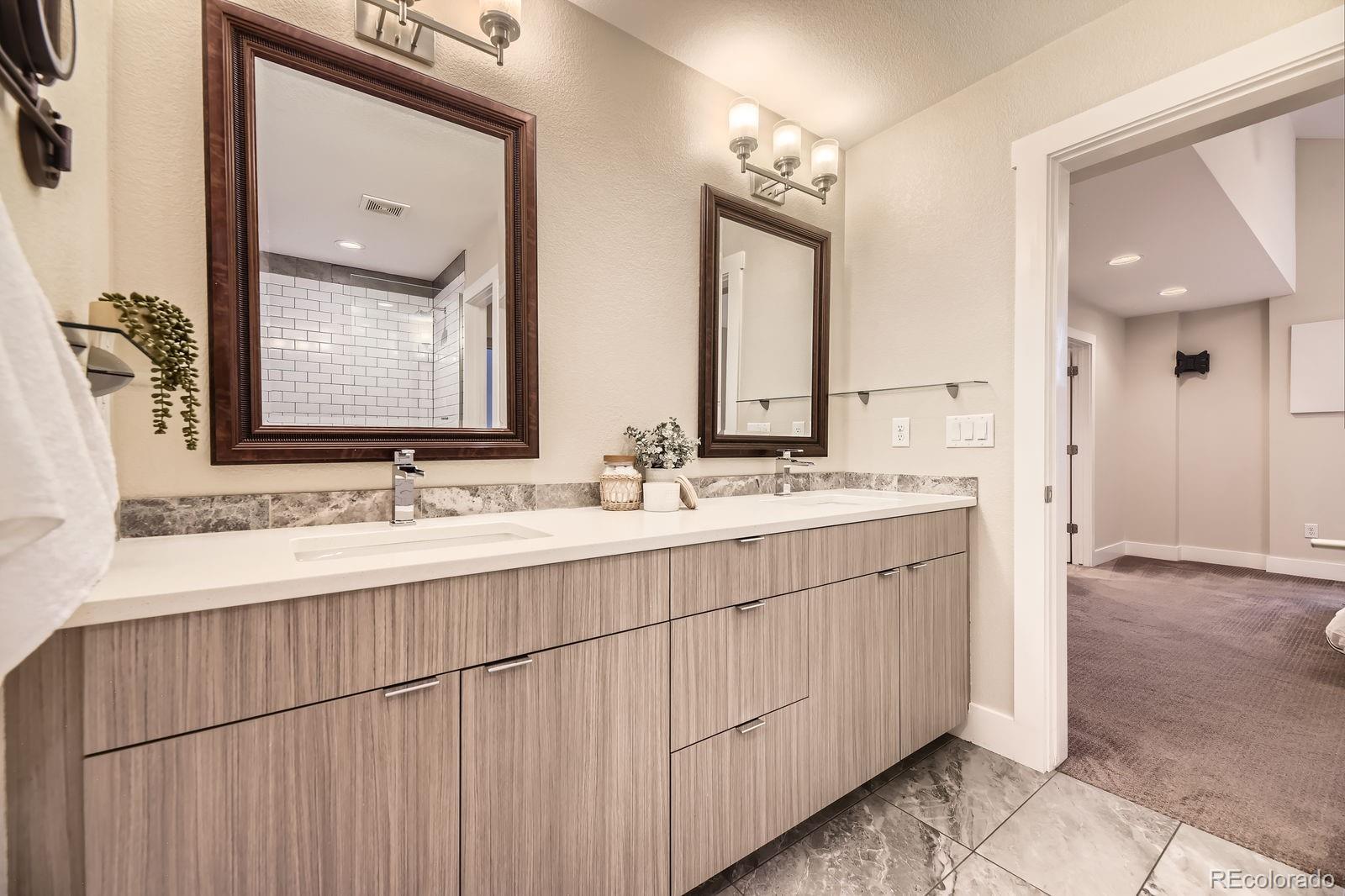 MLS Image #17 for 2442 s bannock street,denver, Colorado