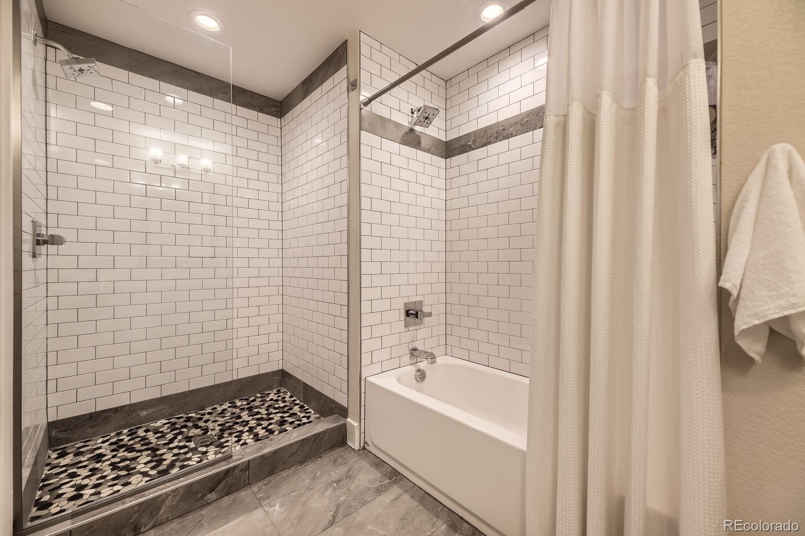 MLS Image #18 for 2442 s bannock street,denver, Colorado