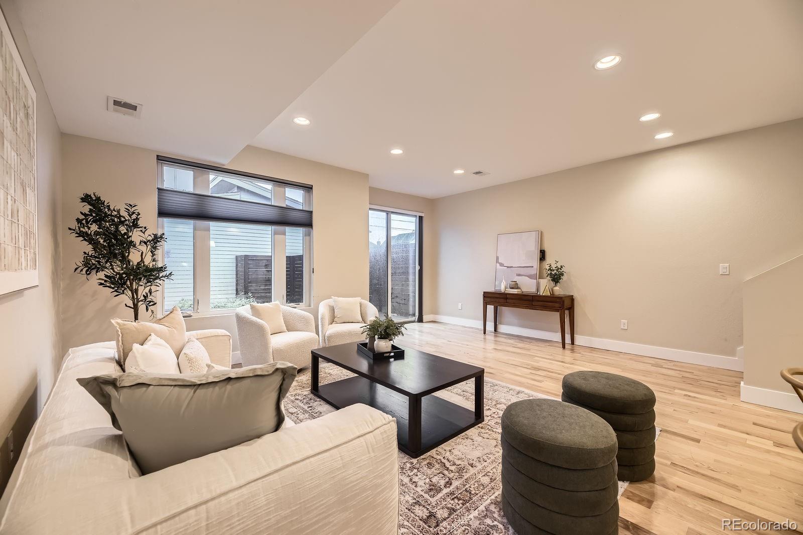 MLS Image #8 for 2442 s bannock street,denver, Colorado