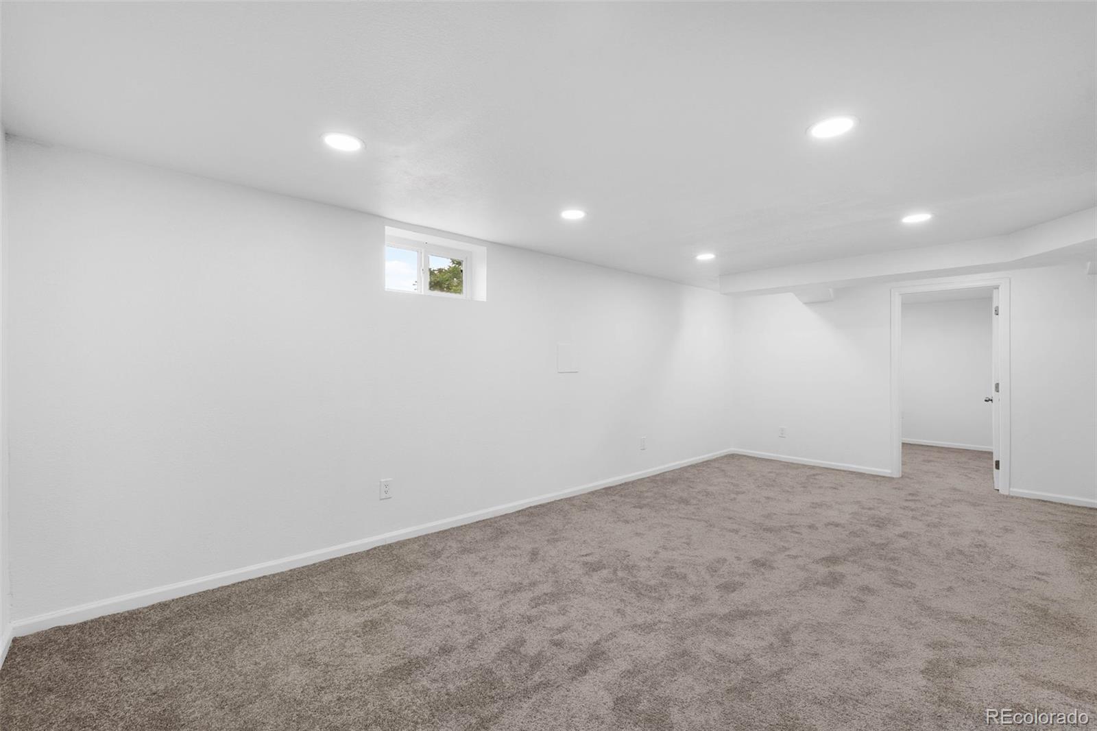 MLS Image #8 for 7600  kearney drive,commerce city, Colorado