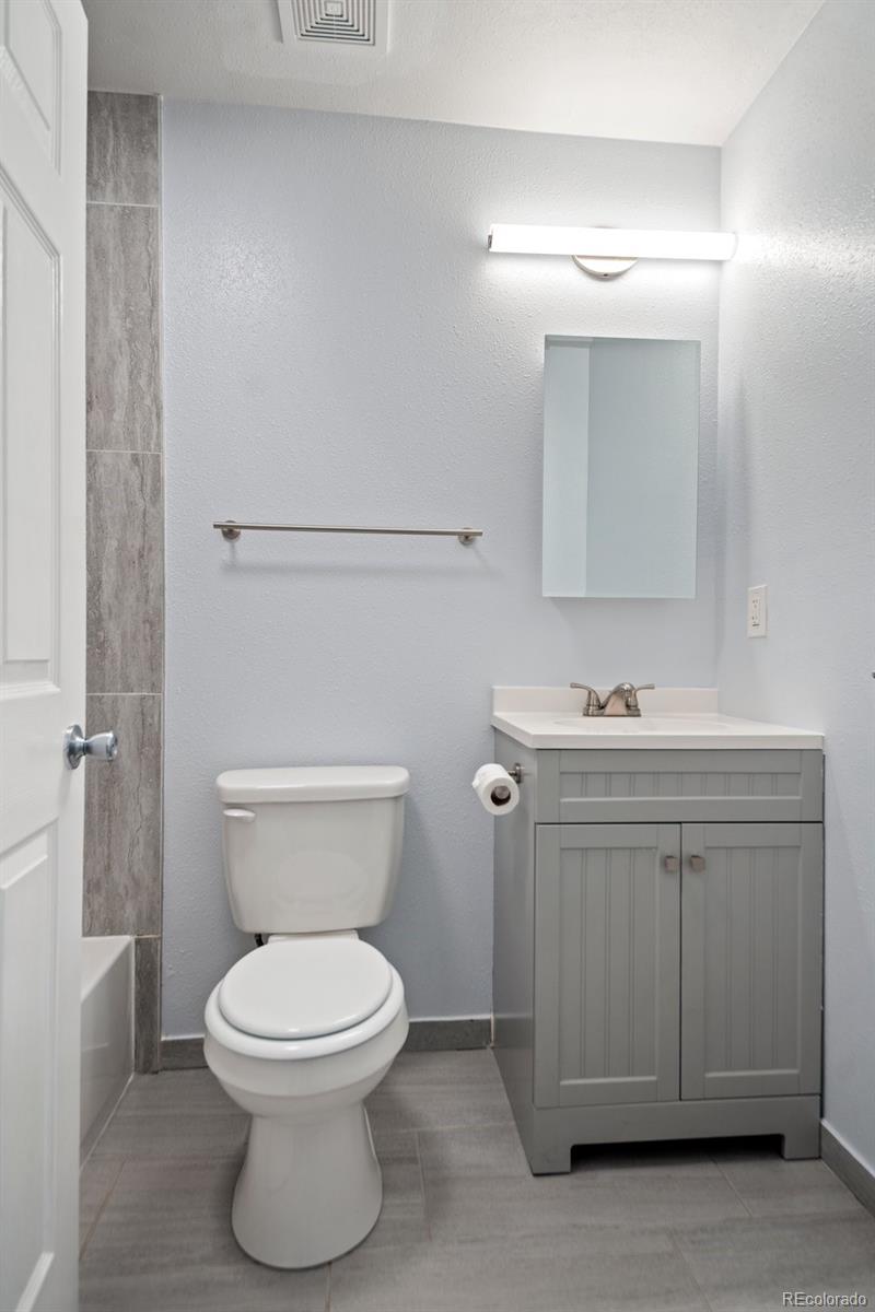 MLS Image #21 for 1865 s knox court,denver, Colorado